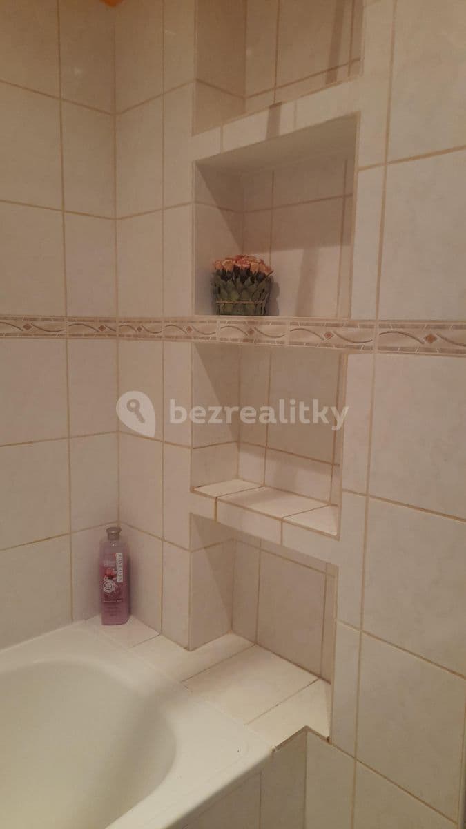 Pronájem bytu 1+1 52 m², Nad Šutkou, Praha, Praha Pronájem bytu 1+1 52 m², Nad Šutkou, Praha, Praha