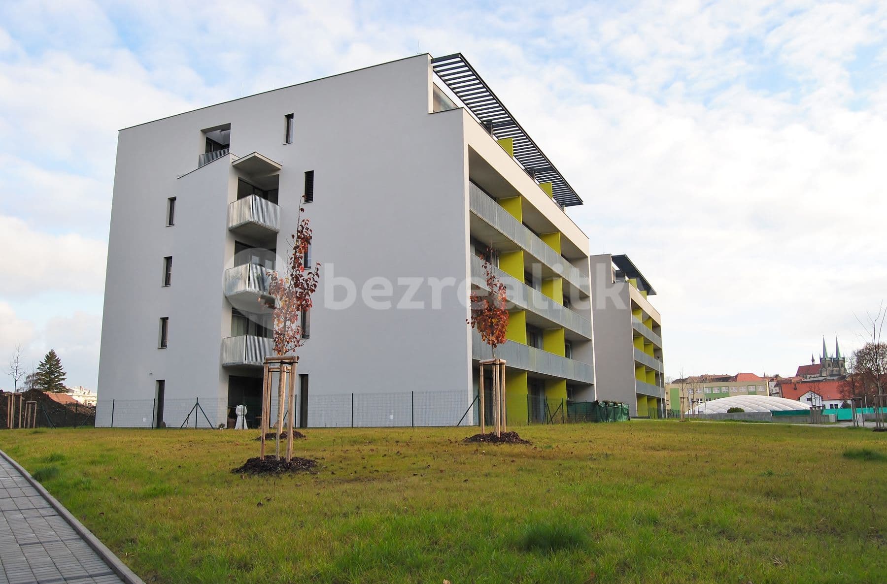 Pronájem bytu 3+kk 70 m², V Hliníkách, Chrudim, Pardubický kraj Pronájem bytu 3+kk 70 m², V Hliníkách, Chrudim, Pardubický kraj