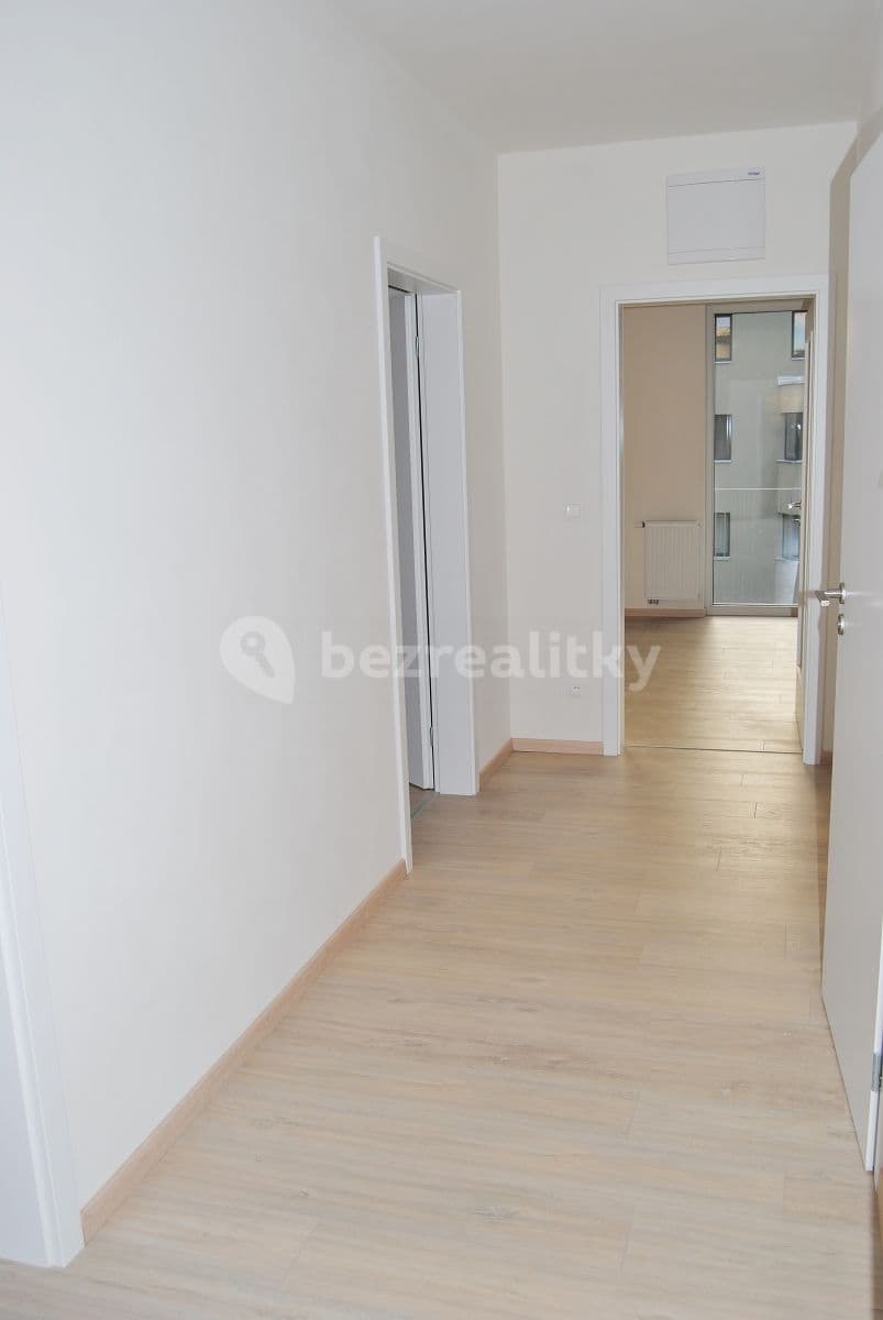 Pronájem bytu 3+kk 70 m², V Hliníkách, Chrudim, Pardubický kraj Pronájem bytu 3+kk 70 m², V Hliníkách, Chrudim, Pardubický kraj