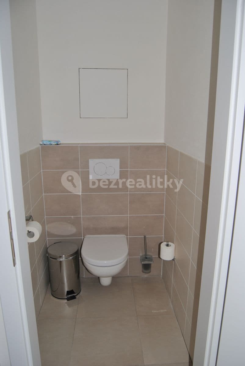 Pronájem bytu 3+kk 70 m², V Hliníkách, Chrudim, Pardubický kraj Pronájem bytu 3+kk 70 m², V Hliníkách, Chrudim, Pardubický kraj