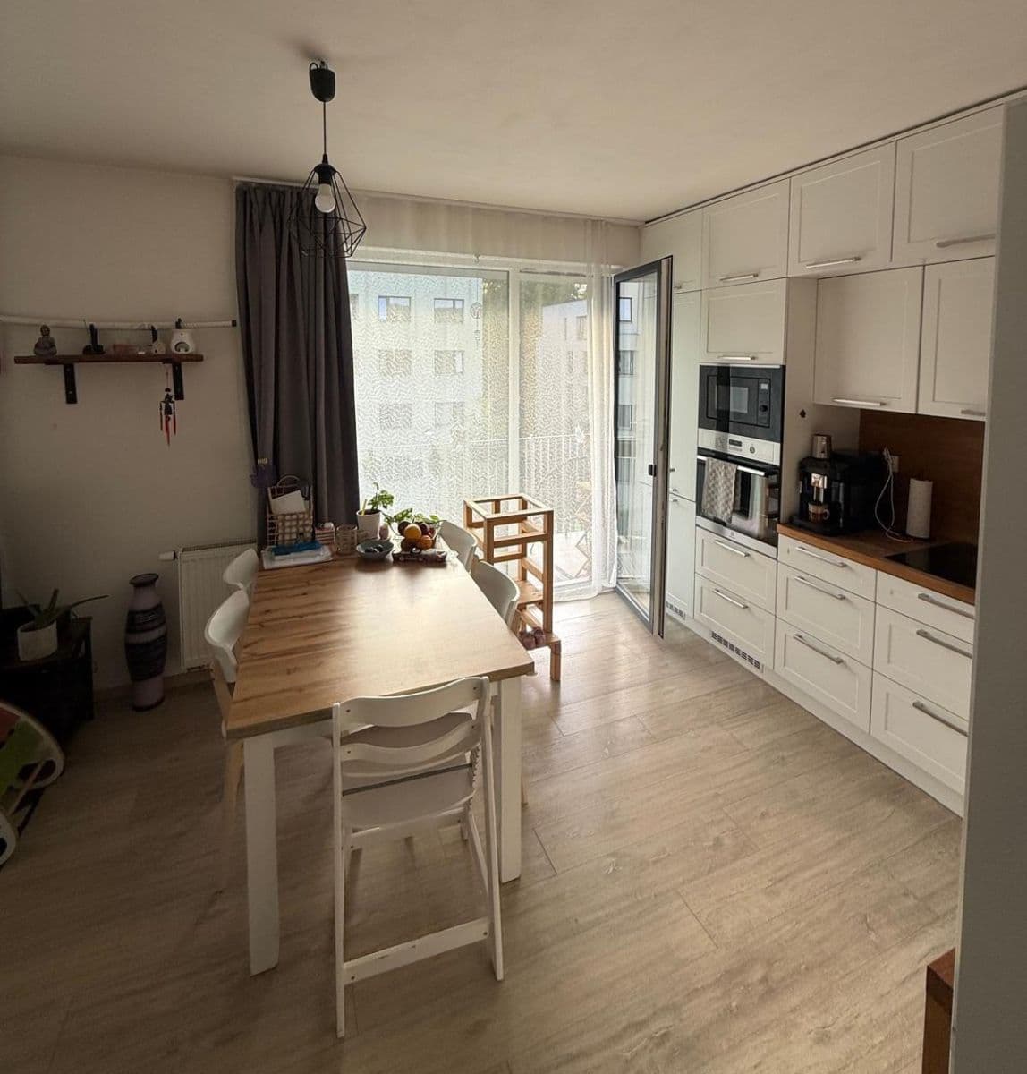 Pronájem bytu 3+kk 70 m², V Hliníkách, Chrudim, Pardubický kraj Pronájem bytu 3+kk 70 m², V Hliníkách, Chrudim, Pardubický kraj