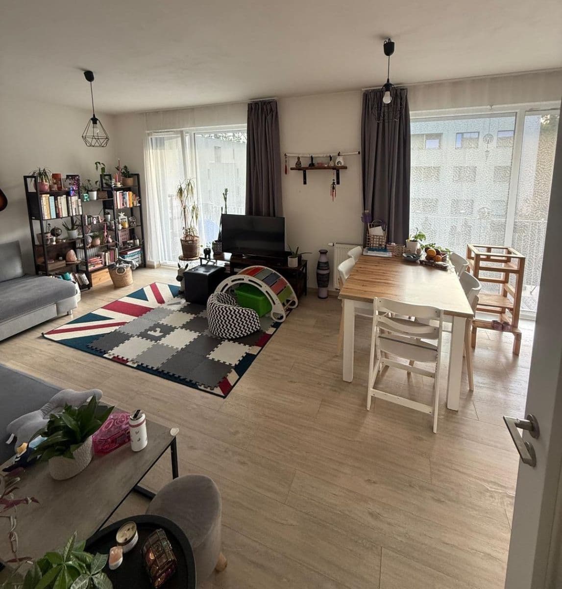 Pronájem bytu 3+kk 70 m², V Hliníkách, Chrudim, Pardubický kraj Pronájem bytu 3+kk 70 m², V Hliníkách, Chrudim, Pardubický kraj