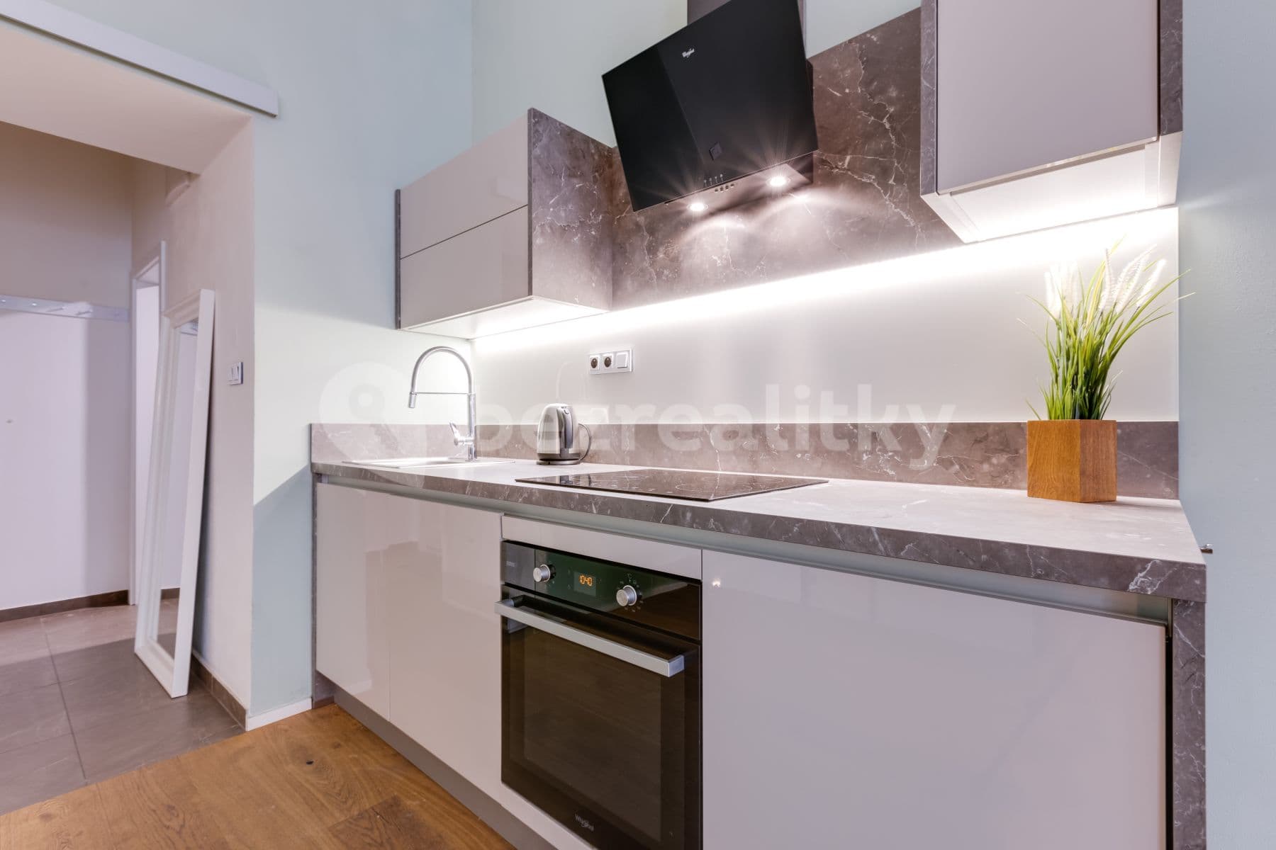 Pronájem bytu 3+kk 86 m², Peckova, Praha, Praha Pronájem bytu 3+kk 86 m², Peckova, Praha, Praha