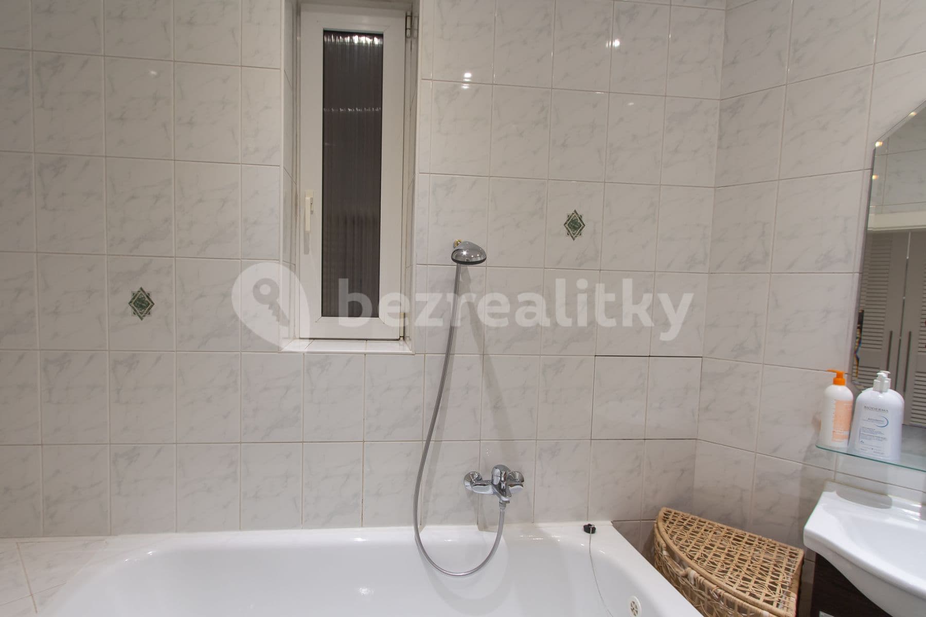 Pronájem bytu 3+1 78 m², Velehradská, Praha, Praha Pronájem bytu 3+1 78 m², Velehradská, Praha, Praha