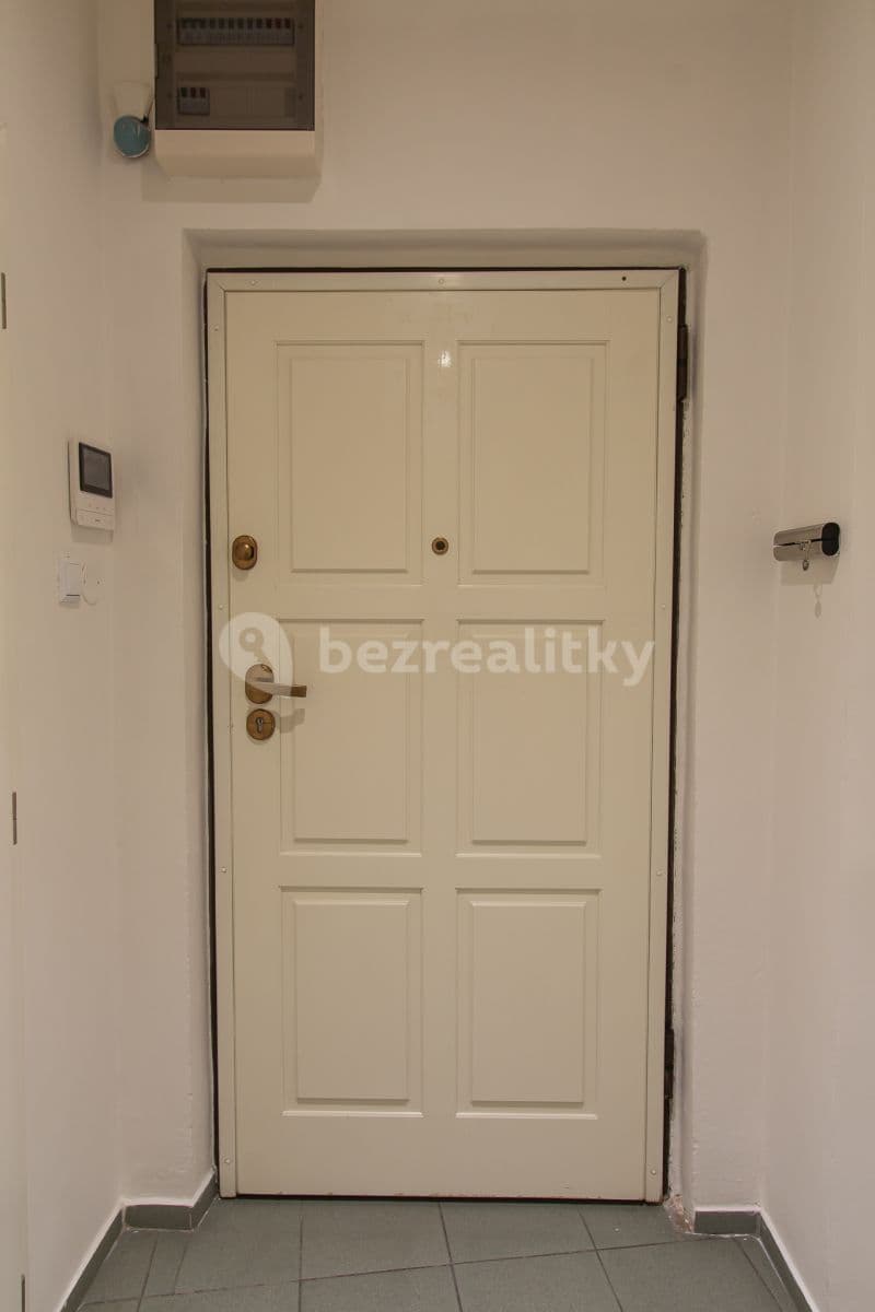 Pronájem bytu 3+1 78 m², Velehradská, Praha, Praha Pronájem bytu 3+1 78 m², Velehradská, Praha, Praha