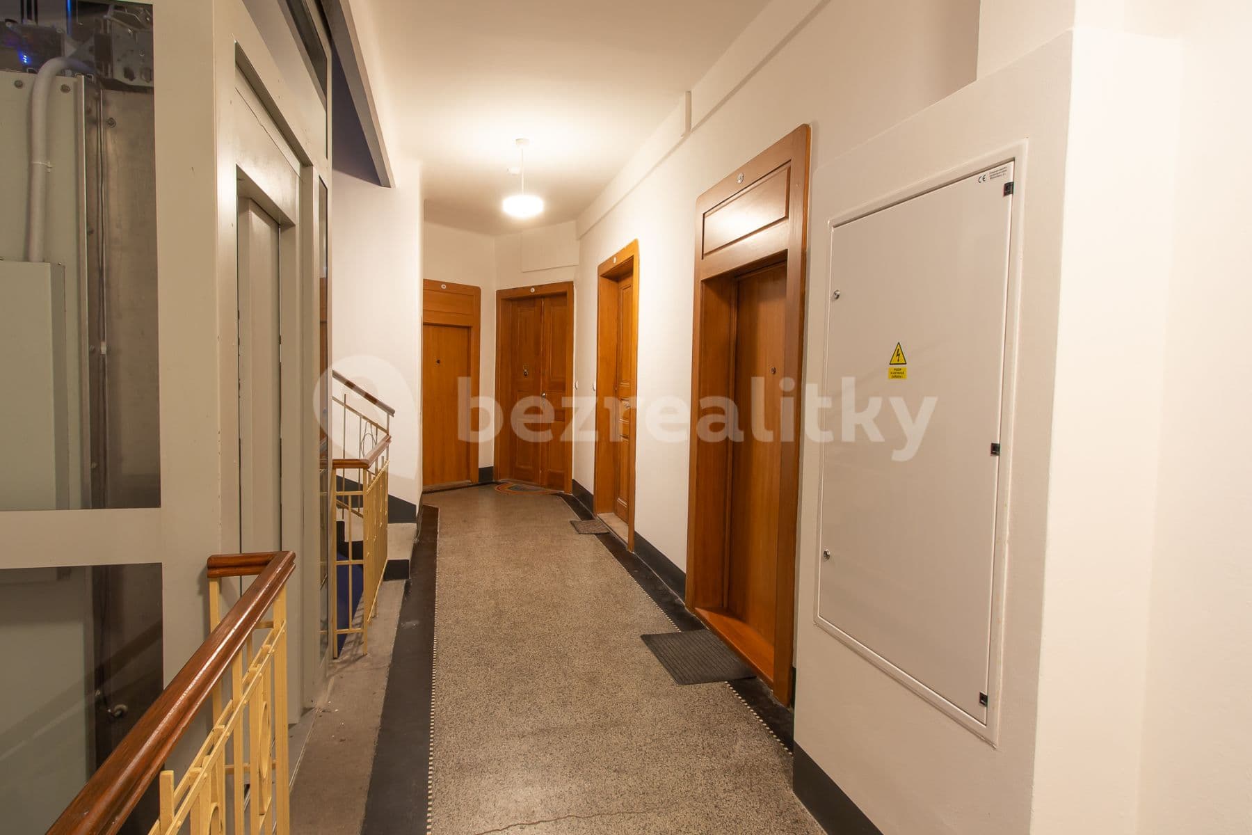 Pronájem bytu 3+1 78 m², Velehradská, Praha, Praha Pronájem bytu 3+1 78 m², Velehradská, Praha, Praha