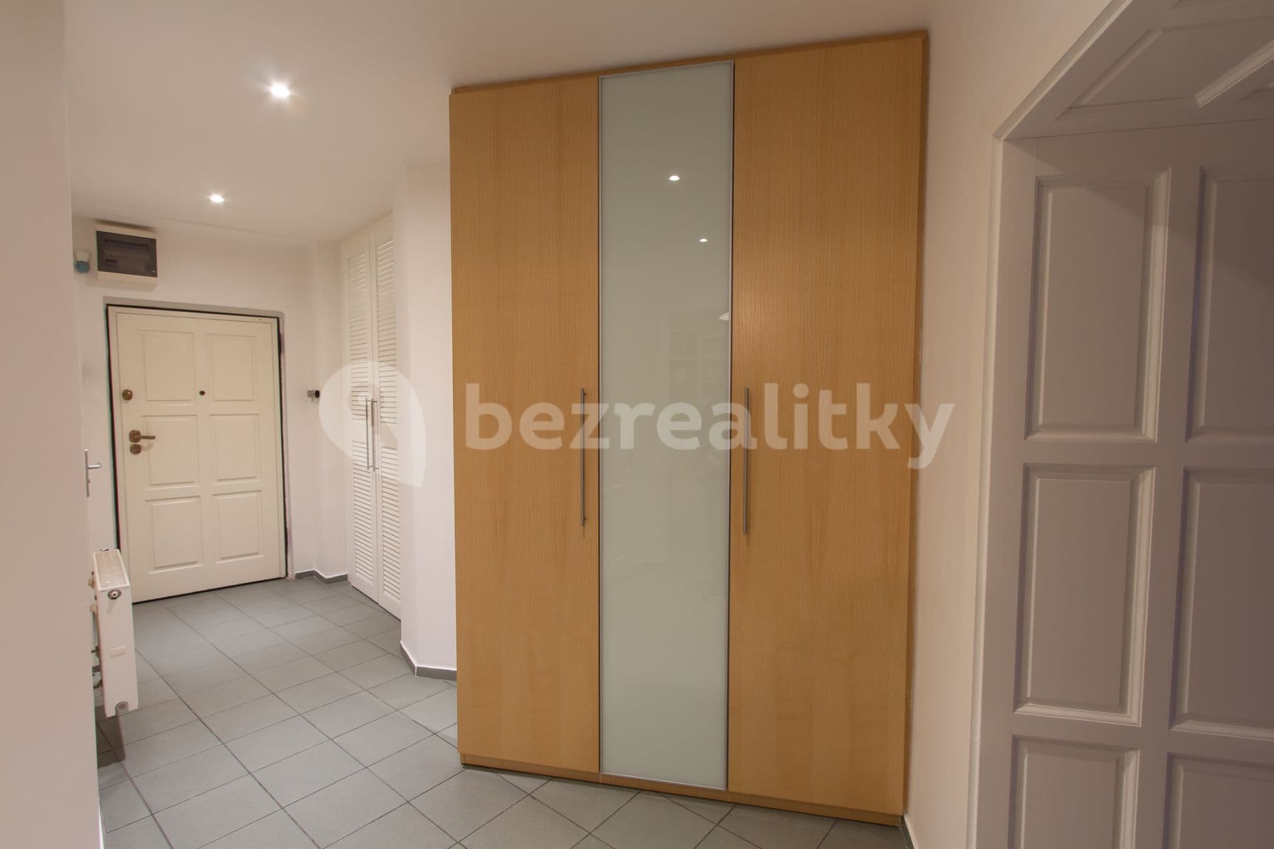 Pronájem bytu 3+1 78 m², Velehradská, Praha, Praha Pronájem bytu 3+1 78 m², Velehradská, Praha, Praha