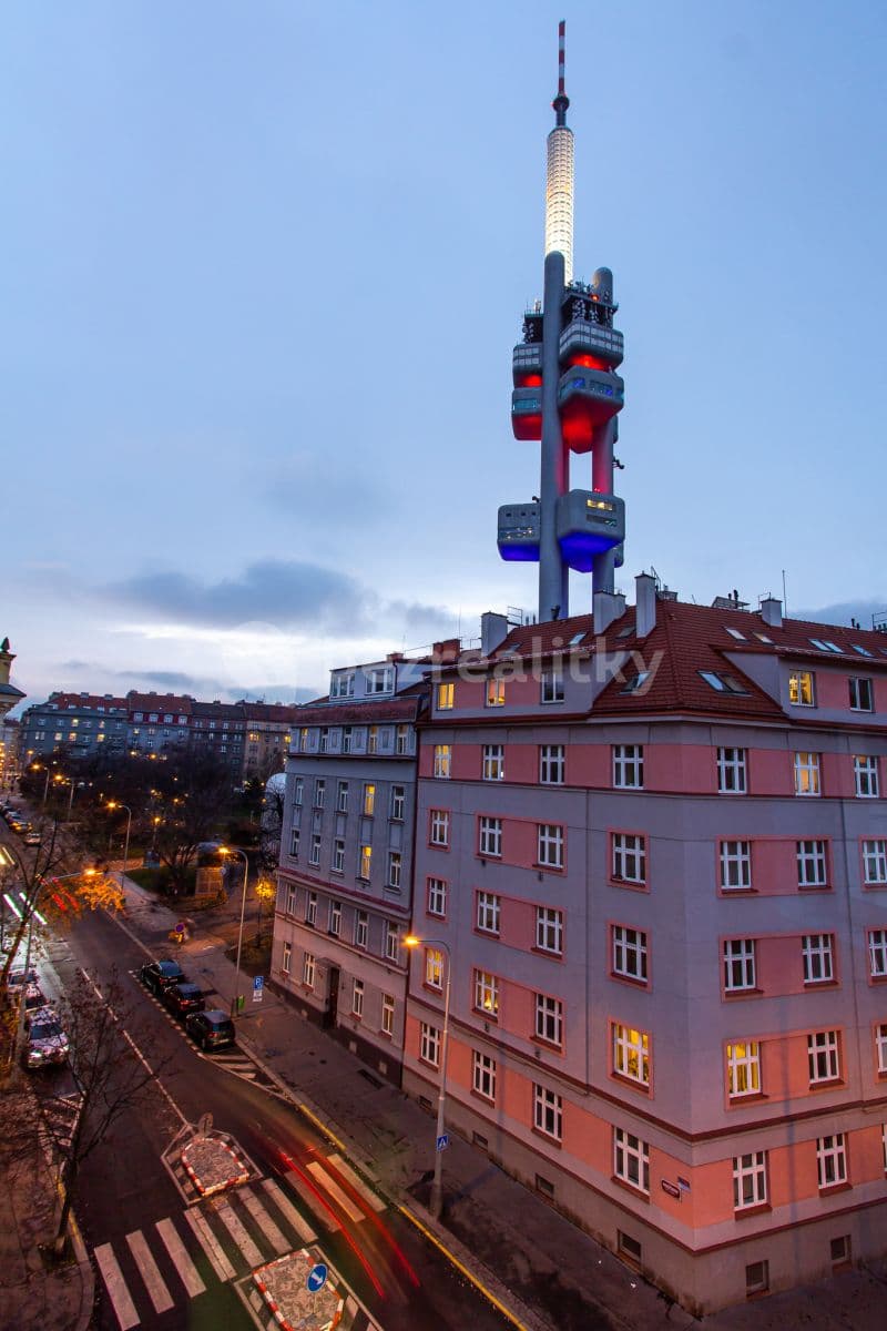 Pronájem bytu 3+1 78 m², Velehradská, Praha, Praha Pronájem bytu 3+1 78 m², Velehradská, Praha, Praha
