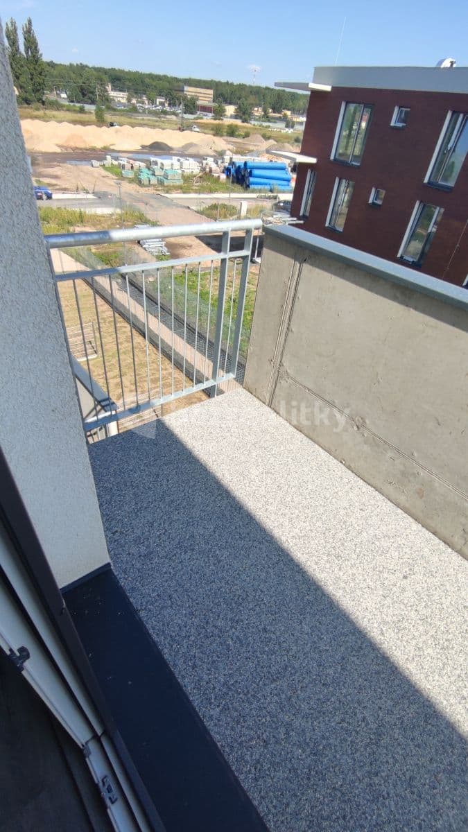 Pronájem bytu 2+kk 58 m², Generála Sedláčka, Brandýs nad Labem-Stará Boleslav, Středočeský kraj Pronájem bytu 2+kk 58 m², Generála Sedláčka, Brandýs nad Labem-Stará Boleslav, Středočeský kraj