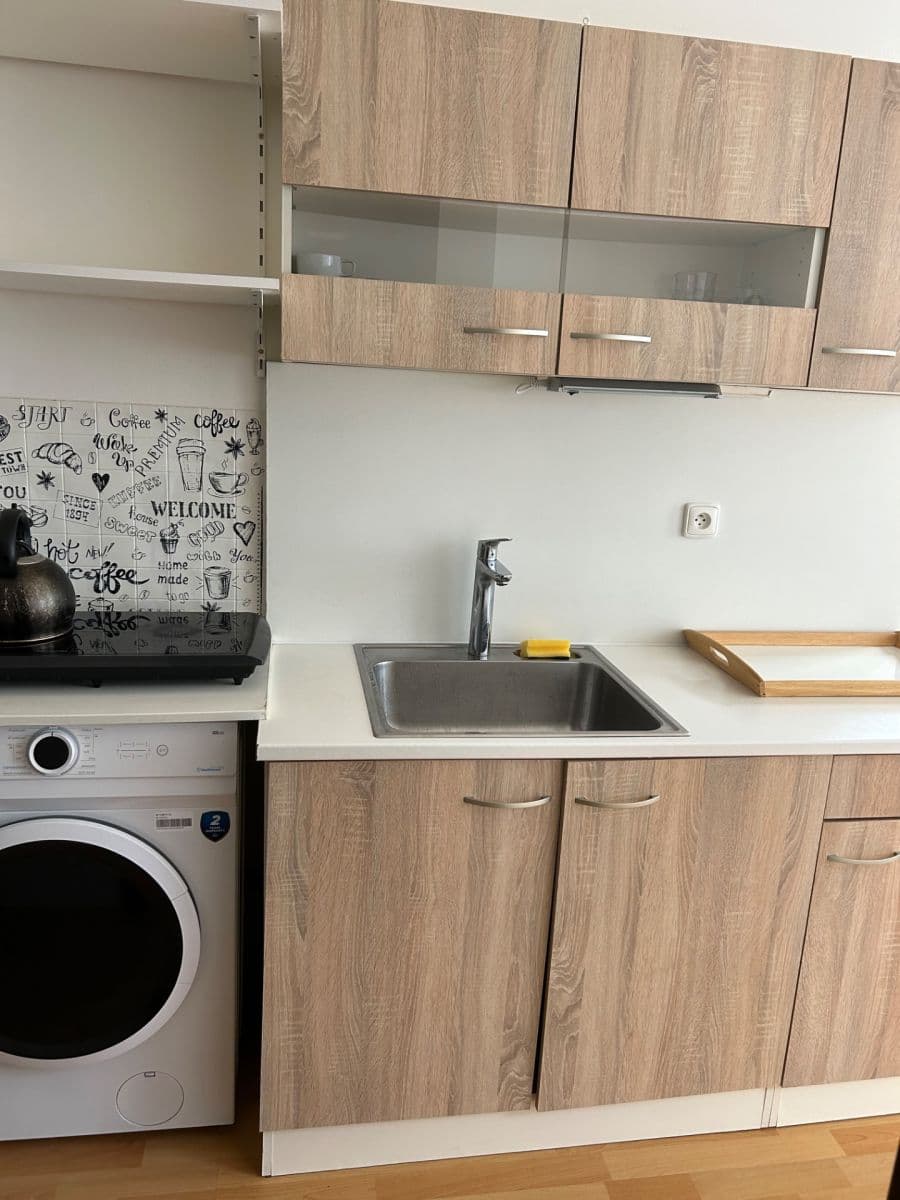 Pronájem bytu 2+kk 36 m², Poznaňská, Sázava, Středočeský kraj Pronájem bytu 2+kk 36 m², Poznaňská, Sázava, Středočeský kraj