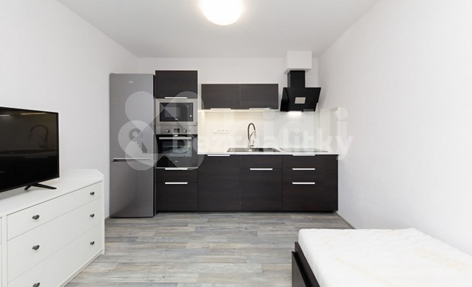 Pronájem bytu 1+kk 32 m², Černohorská, Brno, Jihomoravský kraj Pronájem bytu 1+kk 32 m², Černohorská, Brno, Jihomoravský kraj
