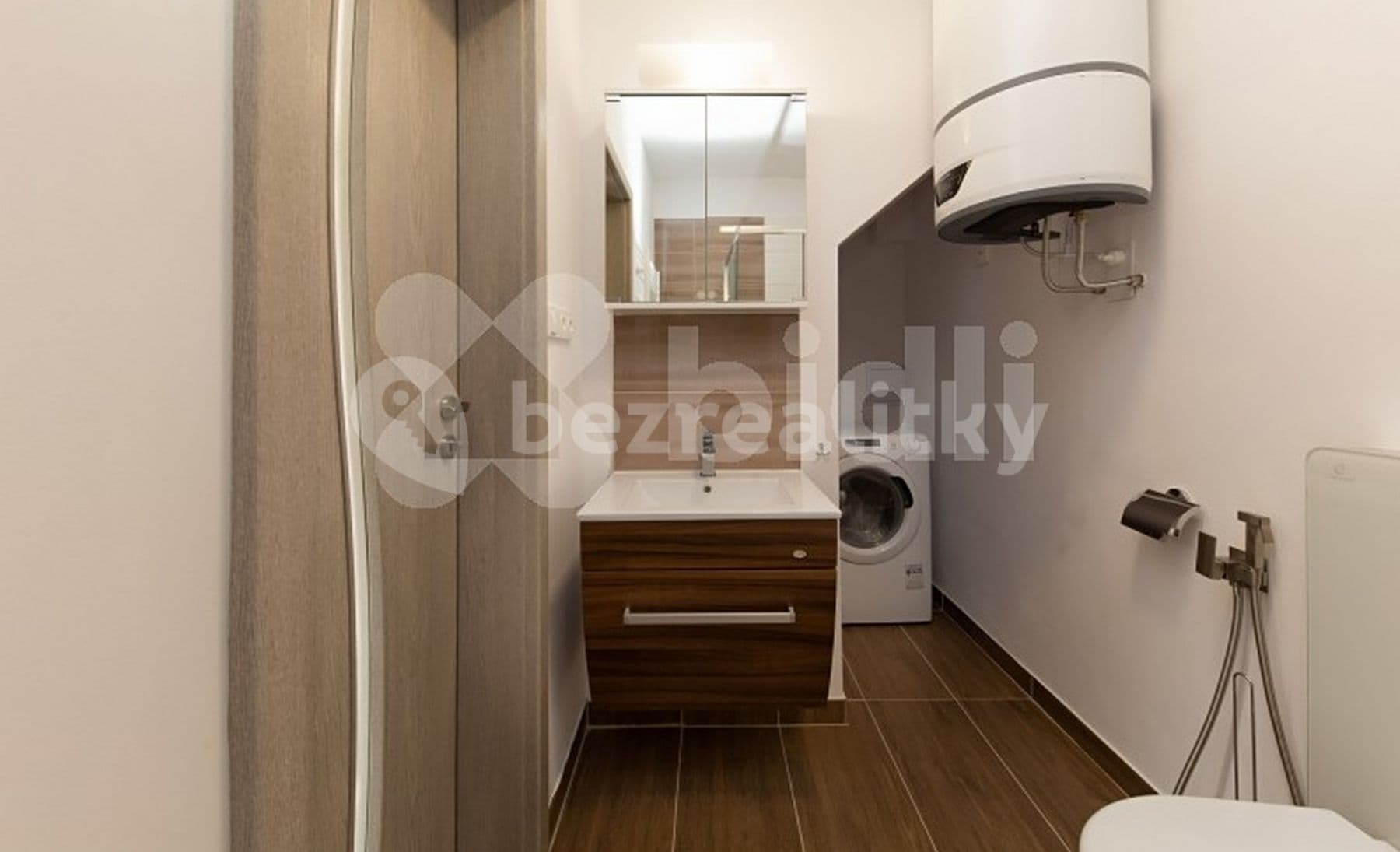 Pronájem bytu 1+kk 32 m², Černohorská, Brno, Jihomoravský kraj Pronájem bytu 1+kk 32 m², Černohorská, Brno, Jihomoravský kraj