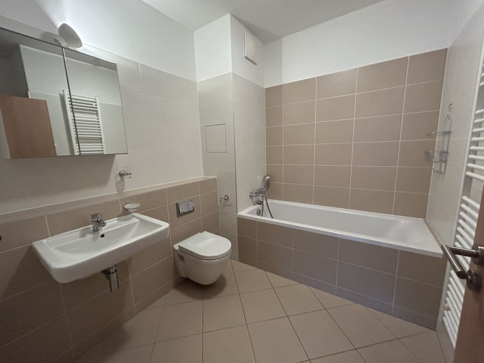 Prodej bytu 2+kk 60 m², Kurta Konráda, Praha, Praha Prodej bytu 2+kk 60 m², Kurta Konráda, Praha, Praha