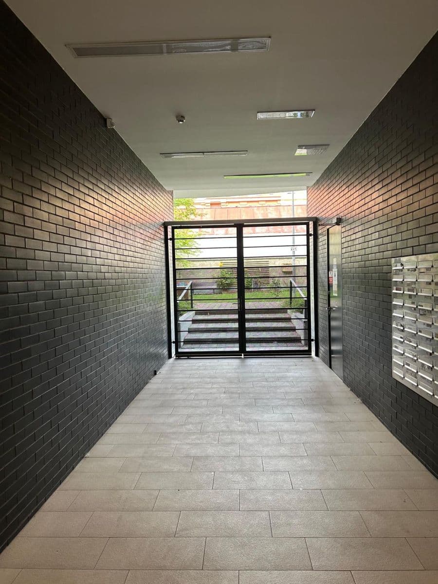 Prodej bytu 2+kk 60 m², Kurta Konráda, Praha, Praha Prodej bytu 2+kk 60 m², Kurta Konráda, Praha, Praha