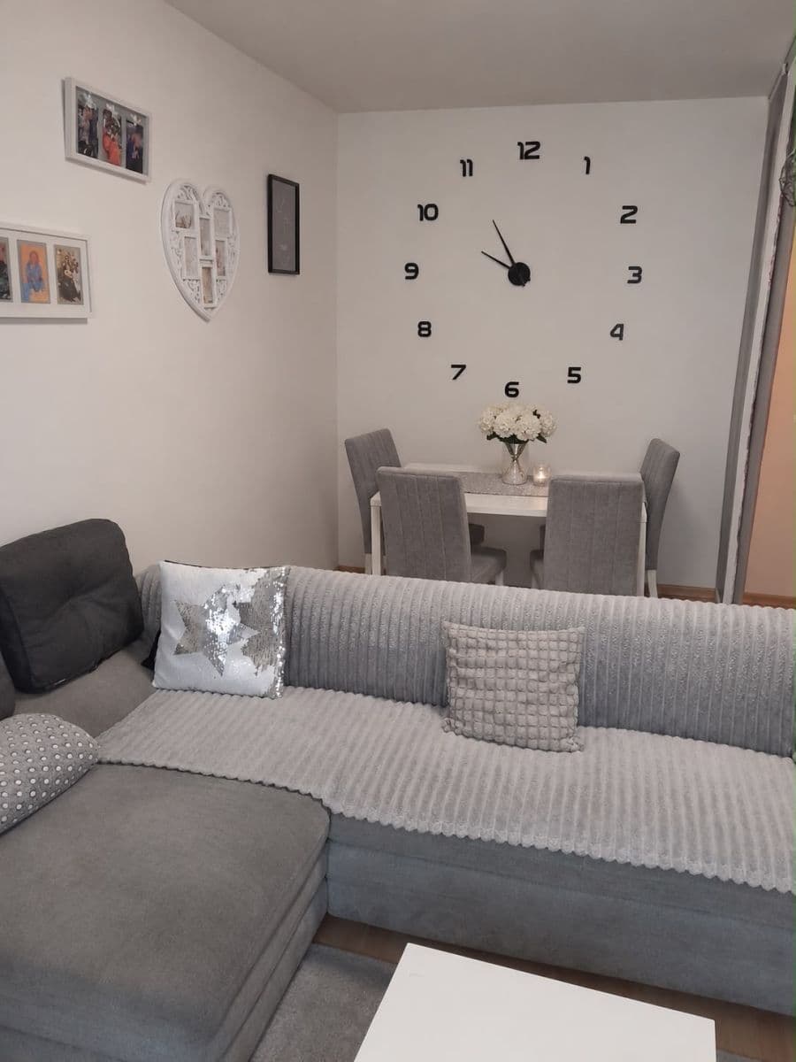 Pronájem bytu 2+kk 47 m², Vestec, Středočeský kraj Pronájem bytu 2+kk 47 m², Vestec, Středočeský kraj