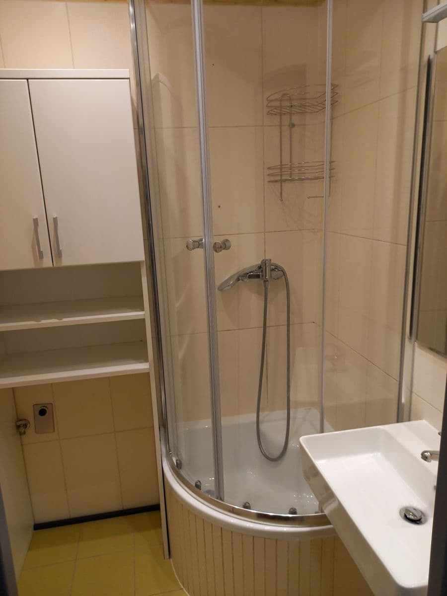 Prodej bytu 2+1 57 m², Souběžná, Brno, Jihomoravský kraj Prodej bytu 2+1 57 m², Souběžná, Brno, Jihomoravský kraj