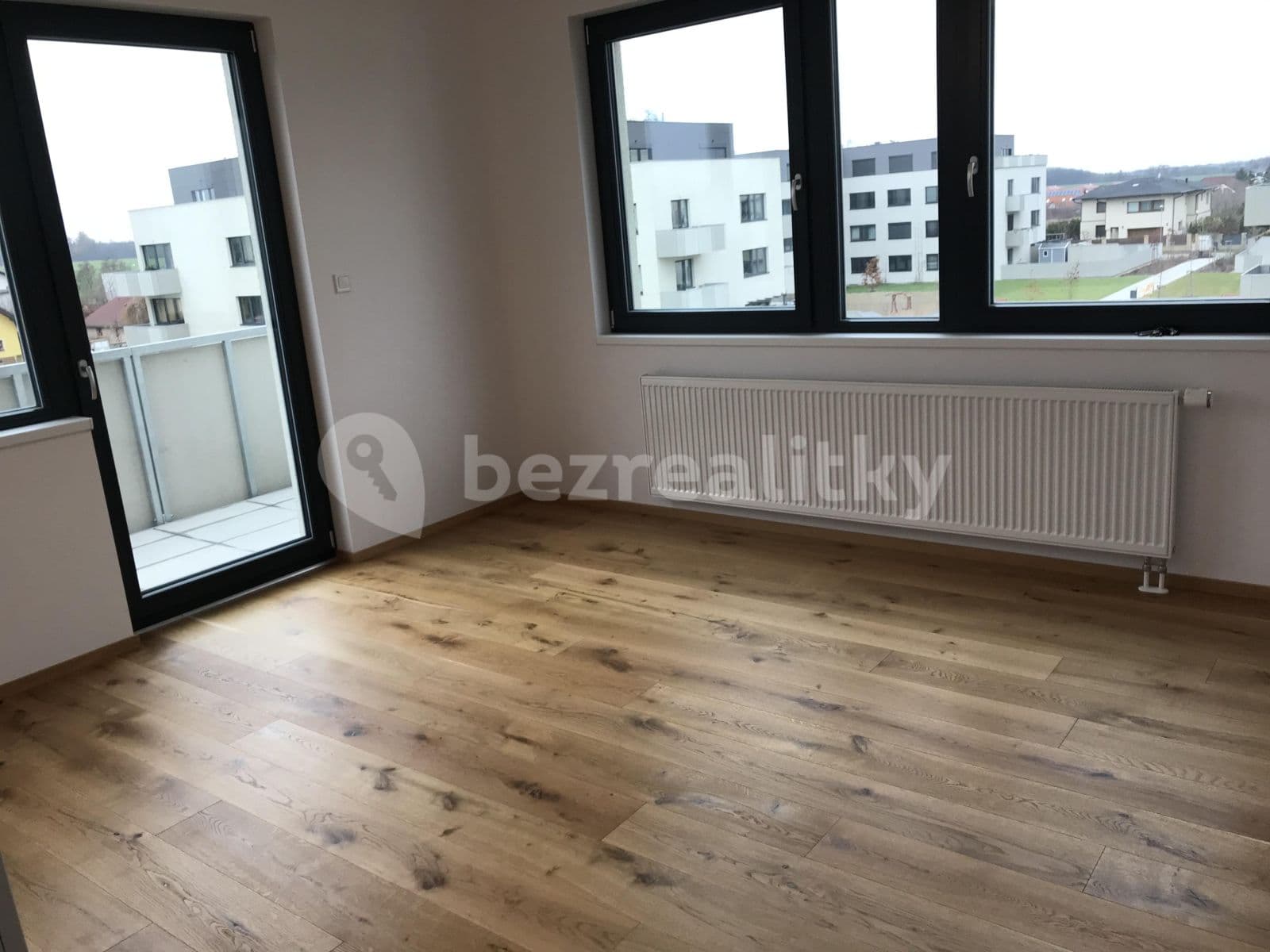 Pronájem bytu 2+kk 46 m², Horoměřice, Středočeský kraj Pronájem bytu 2+kk 46 m², Horoměřice, Středočeský kraj