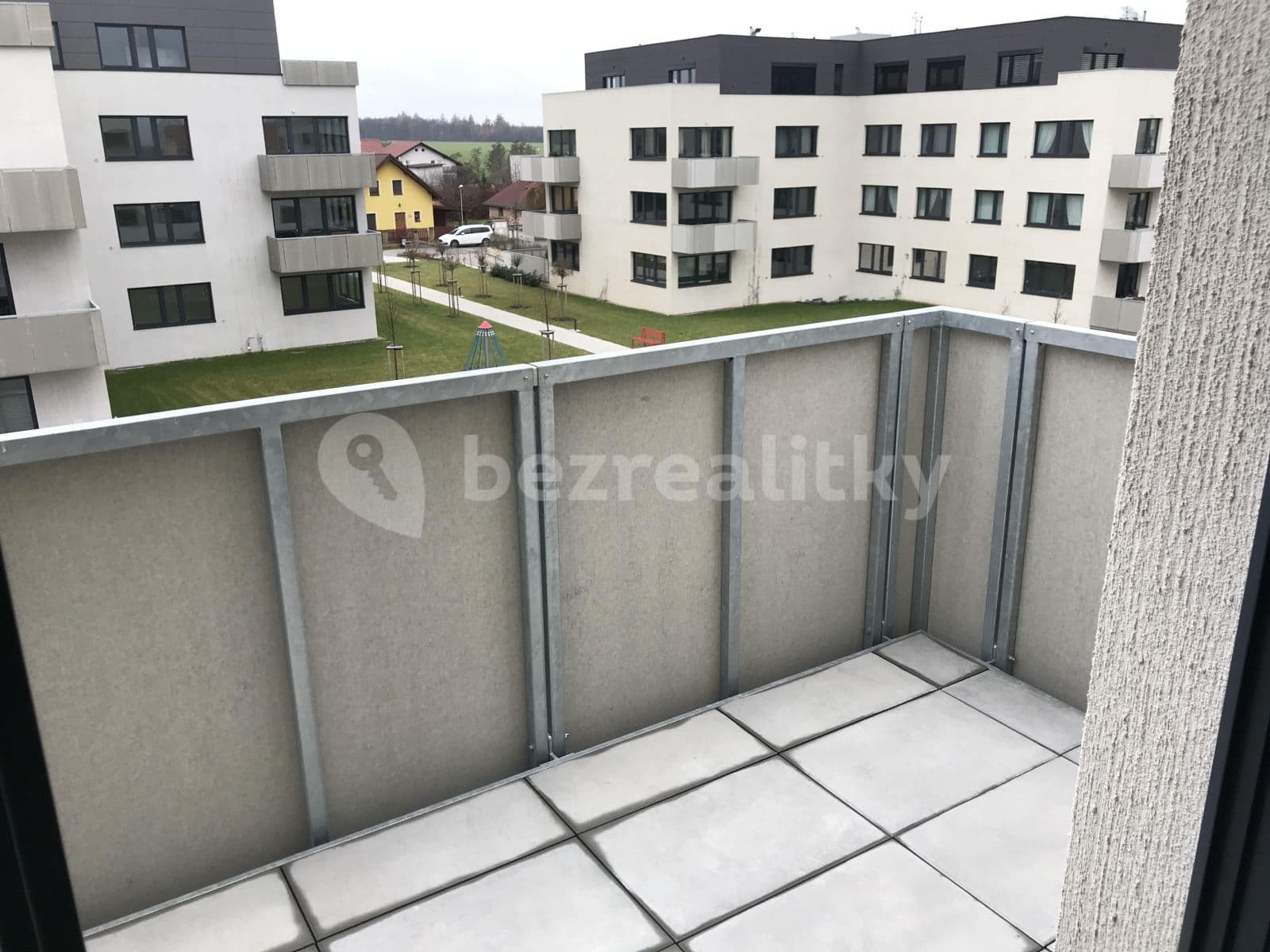 Pronájem bytu 2+kk 46 m², Horoměřice, Středočeský kraj Pronájem bytu 2+kk 46 m², Horoměřice, Středočeský kraj