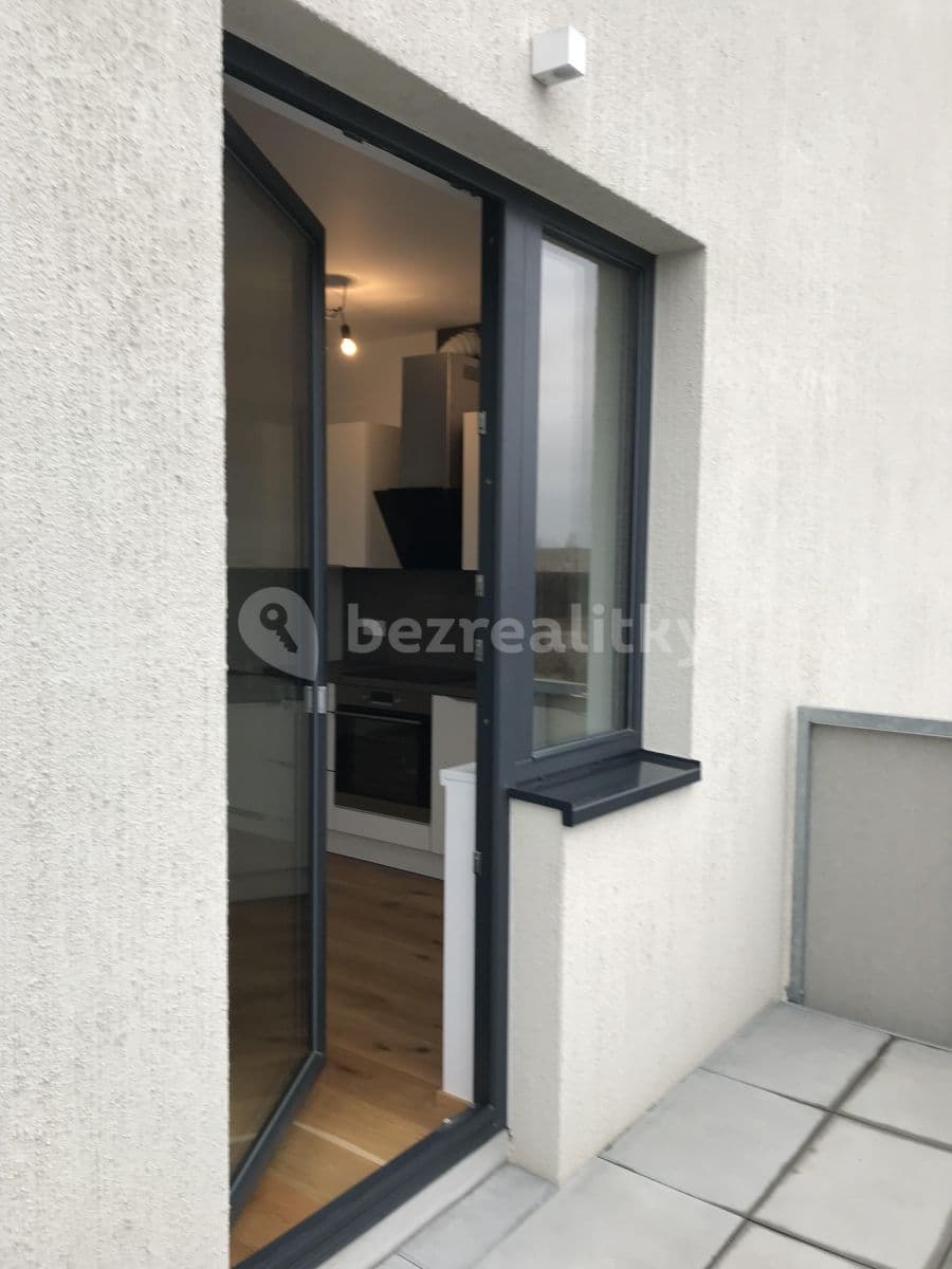 Pronájem bytu 2+kk 46 m², Horoměřice, Středočeský kraj Pronájem bytu 2+kk 46 m², Horoměřice, Středočeský kraj