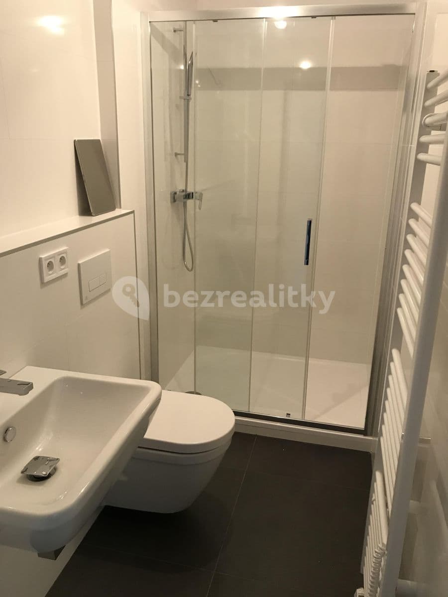 Pronájem bytu 2+kk 46 m², Horoměřice, Středočeský kraj Pronájem bytu 2+kk 46 m², Horoměřice, Středočeský kraj