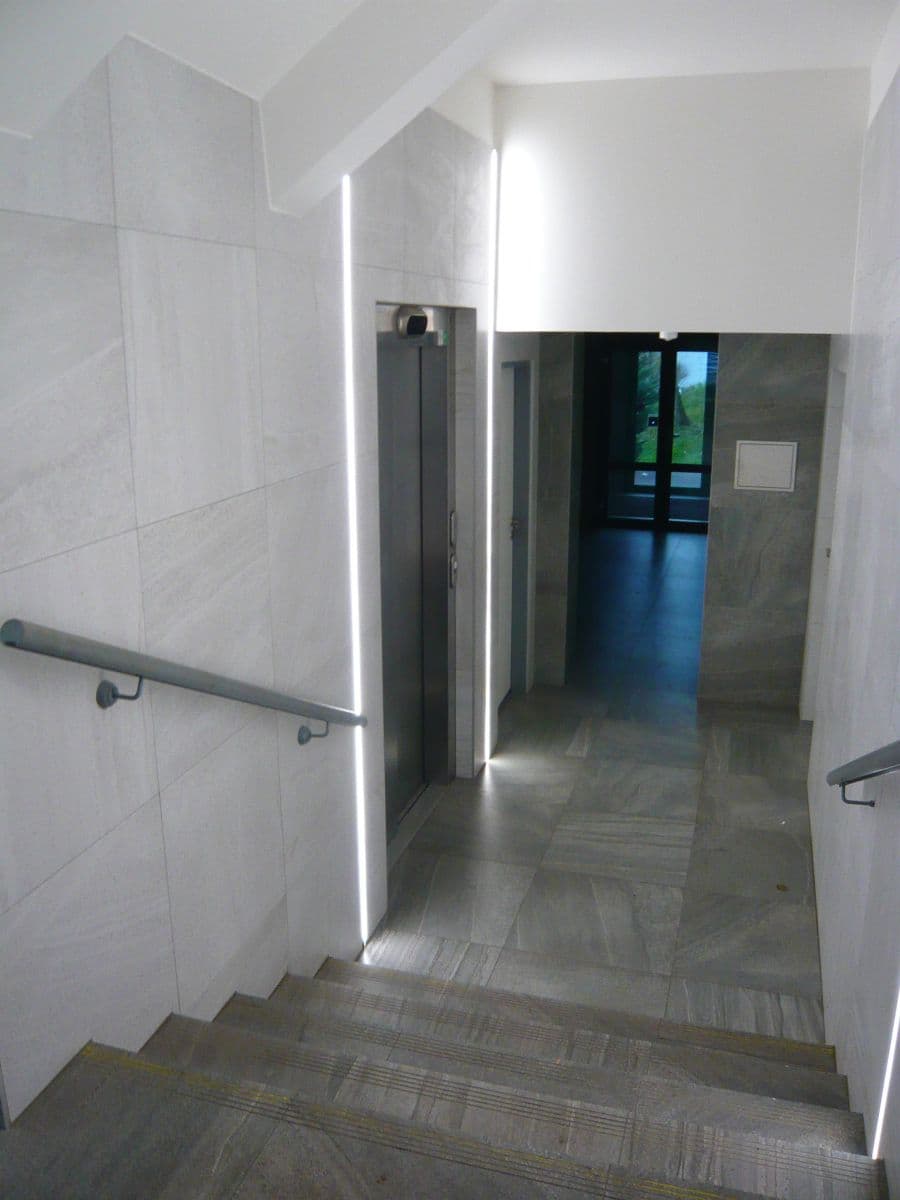 Pronájem bytu 2+kk 42 m², Doubravická, Praha, Praha Pronájem bytu 2+kk 42 m², Doubravická, Praha, Praha