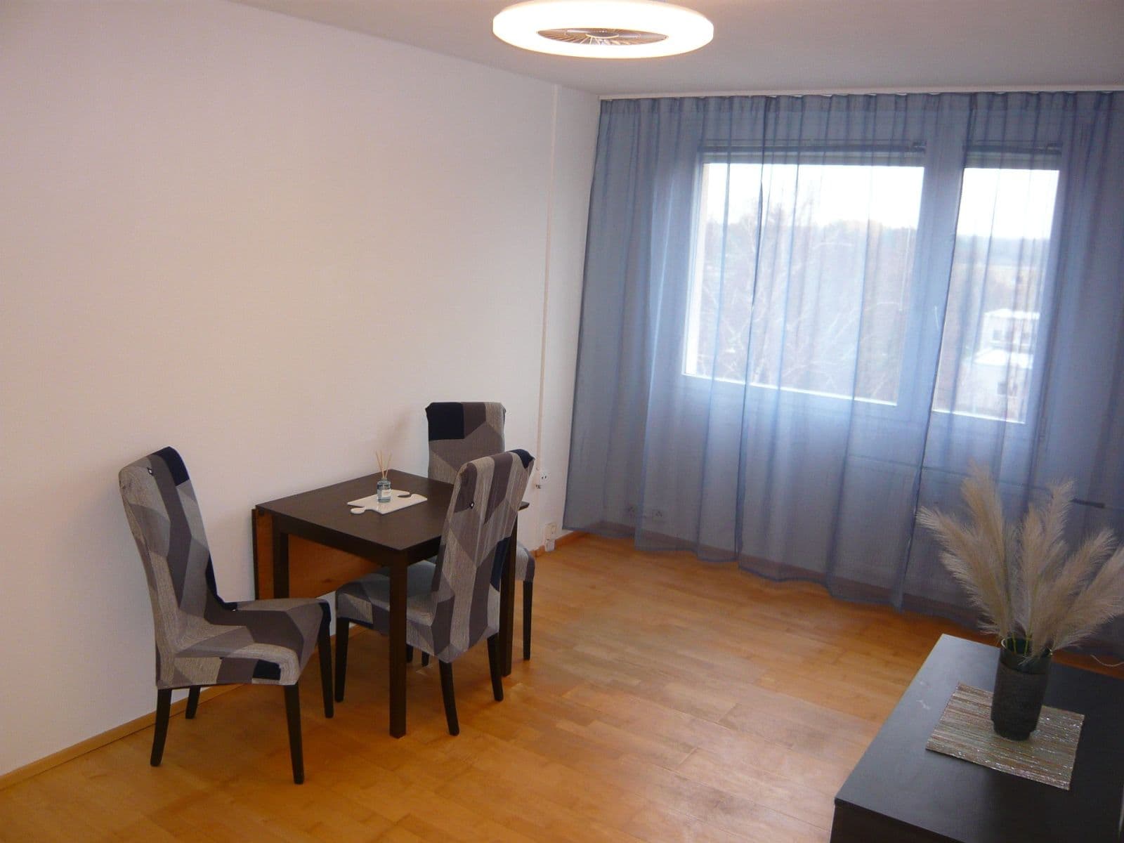 Pronájem bytu 2+kk 42 m², Doubravická, Praha, Praha Pronájem bytu 2+kk 42 m², Doubravická, Praha, Praha
