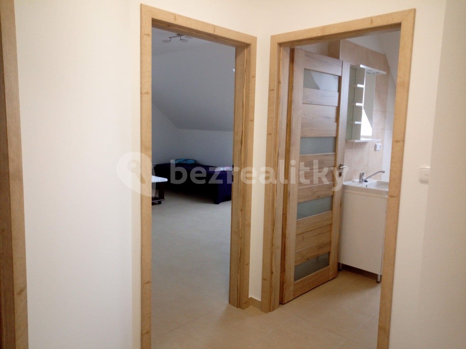 Pronájem bytu 2+kk 73 m², Zálesí, Úvaly, Středočeský kraj Pronájem bytu 2+kk 73 m², Zálesí, Úvaly, Středočeský kraj