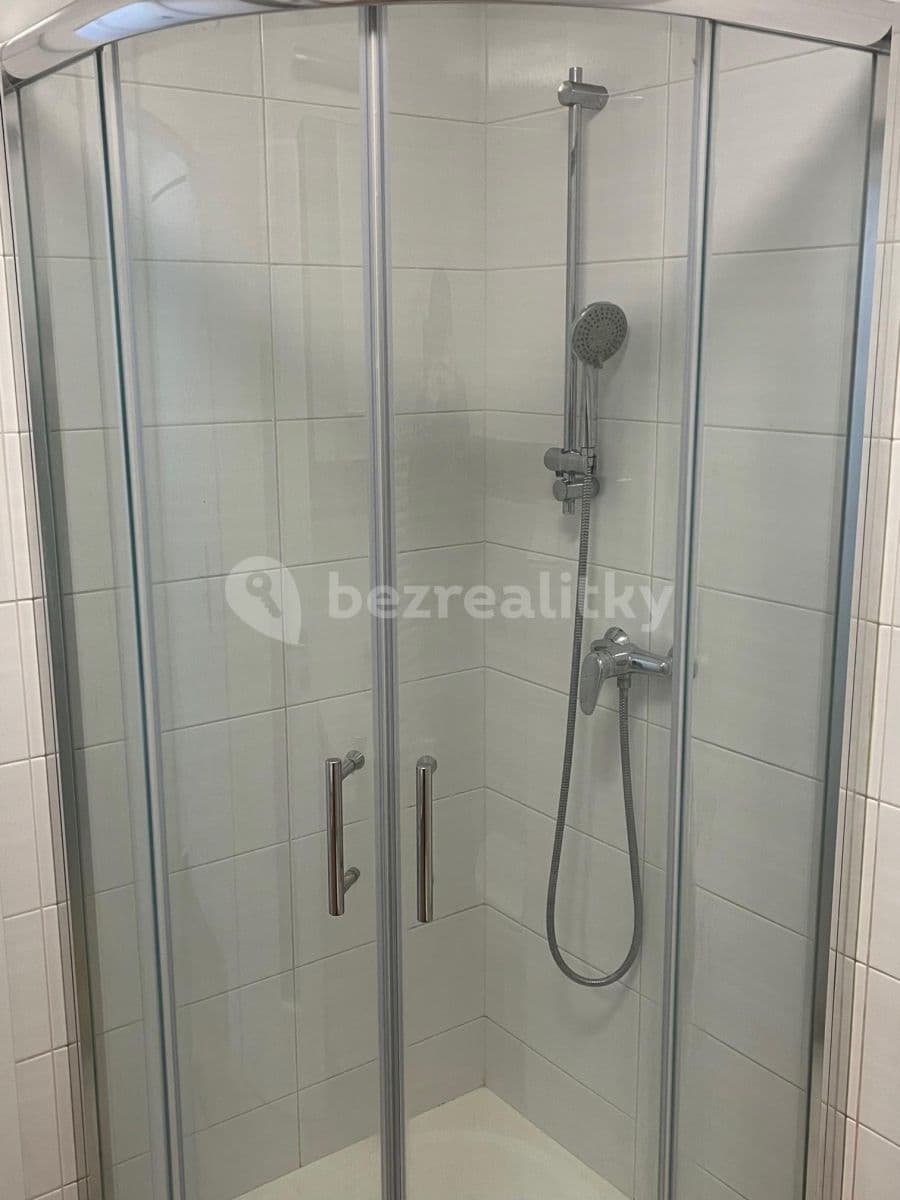 Pronájem bytu 2+kk 50 m², Železničního pluku, Pardubice, Pardubický kraj Pronájem bytu 2+kk 50 m², Železničního pluku, Pardubice, Pardubický kraj