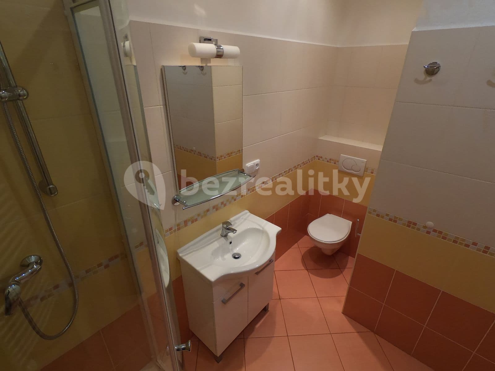 Pronájem bytu 2+kk 36 m², Boleslavova, Praha, Praha Pronájem bytu 2+kk 36 m², Boleslavova, Praha, Praha