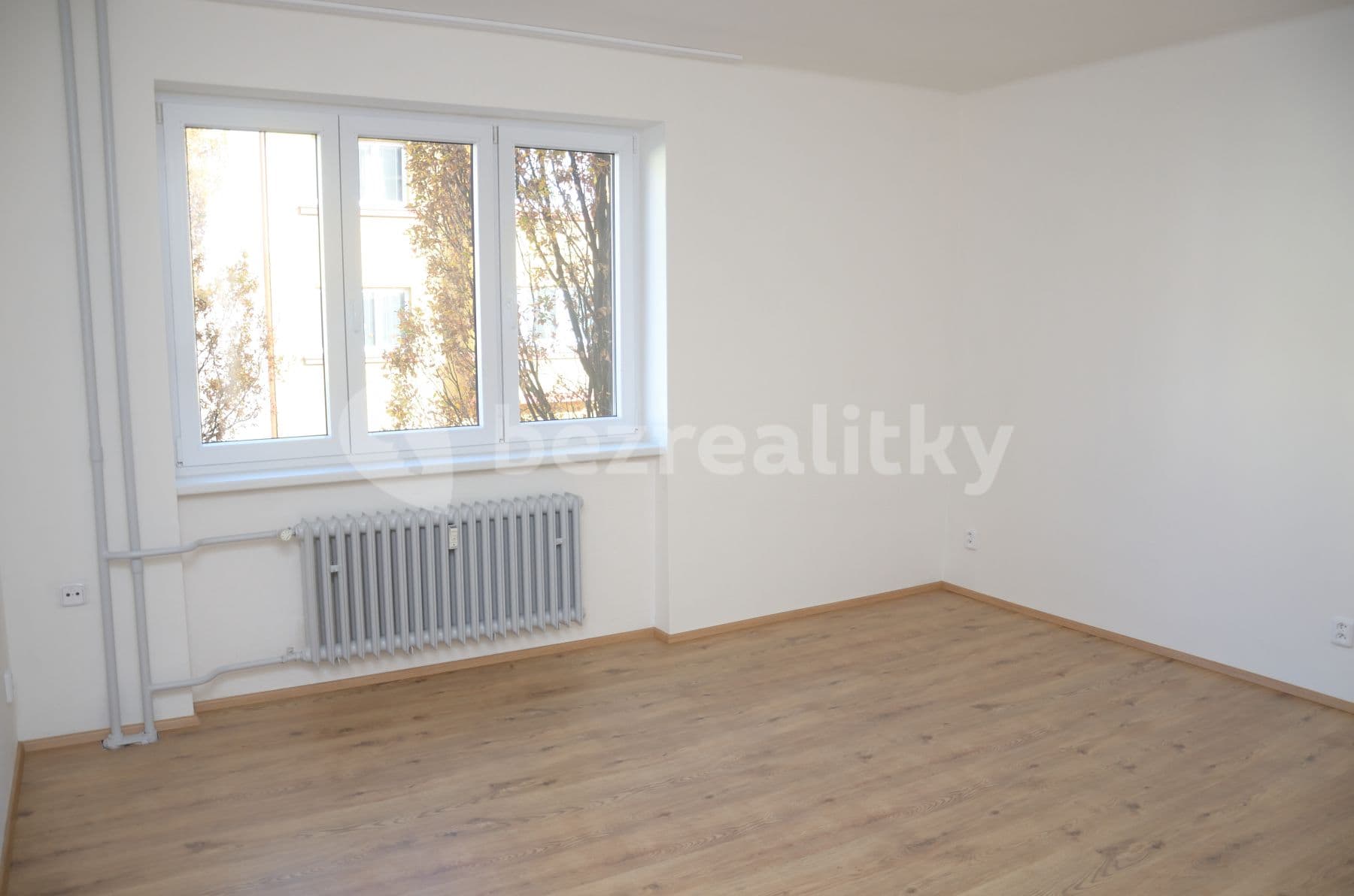 Pronájem bytu 2+1 60 m², Korunní, Ostrava, Moravskoslezský kraj Pronájem bytu 2+1 60 m², Korunní, Ostrava, Moravskoslezský kraj