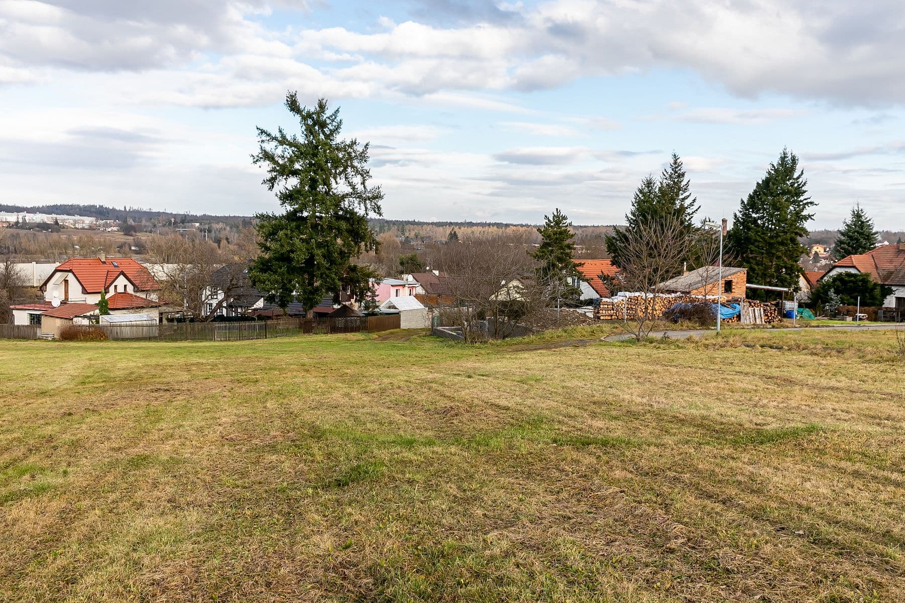 Prodej pozemku 1.097 m², Stará Huť, Stará Huť, Středočeský kraj Prodej pozemku 1.097 m², Stará Huť, Stará Huť, Středočeský kraj