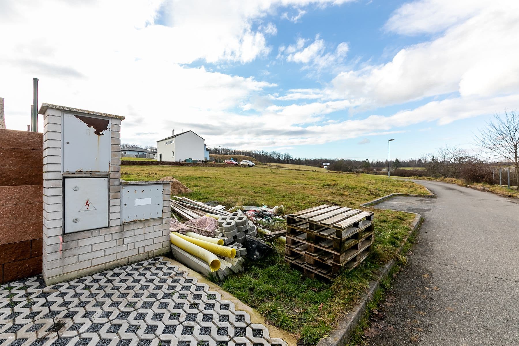 Prodej pozemku 1.097 m², Stará Huť, Stará Huť, Středočeský kraj Prodej pozemku 1.097 m², Stará Huť, Stará Huť, Středočeský kraj