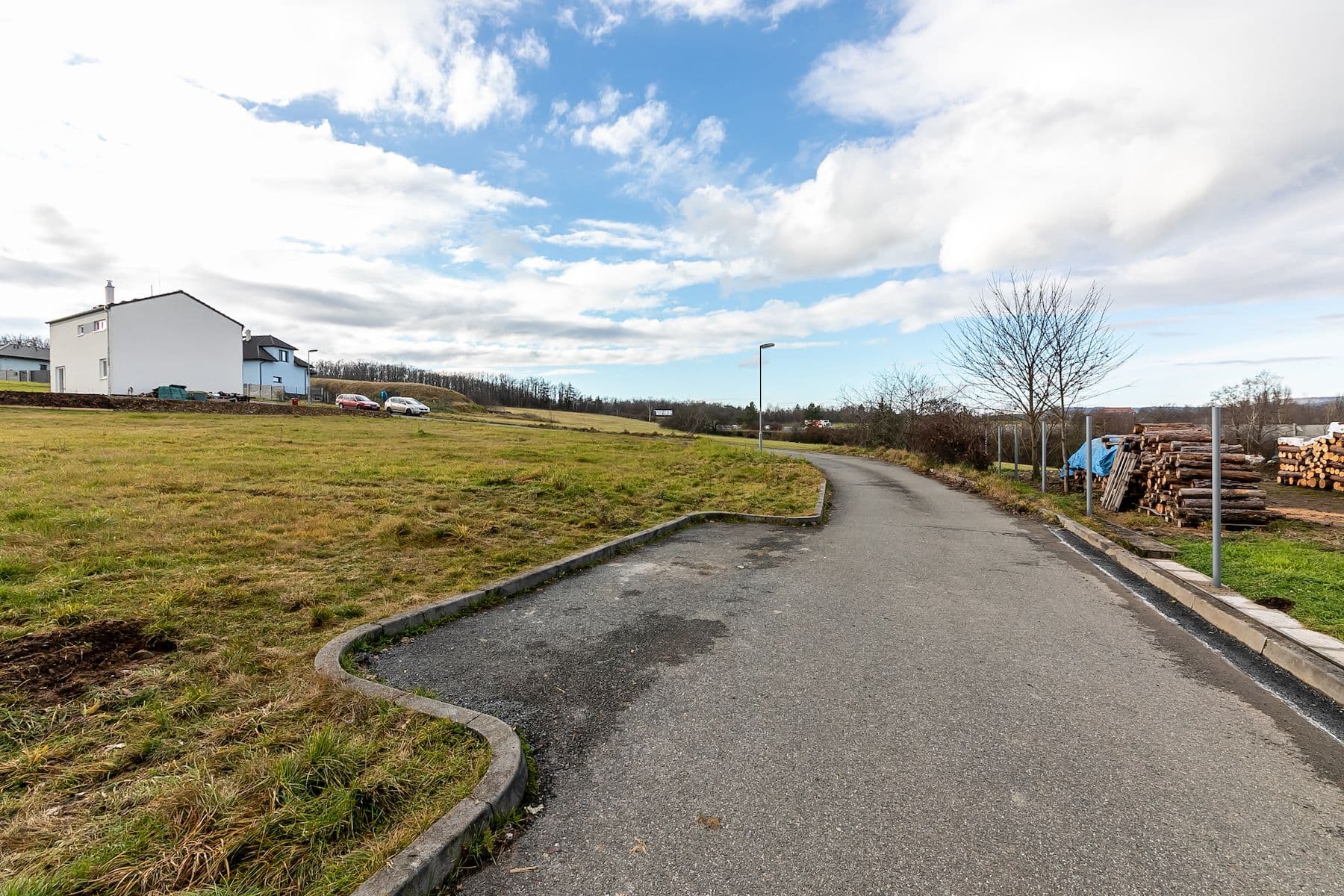 Prodej pozemku 1.097 m², Stará Huť, Stará Huť, Středočeský kraj Prodej pozemku 1.097 m², Stará Huť, Stará Huť, Středočeský kraj