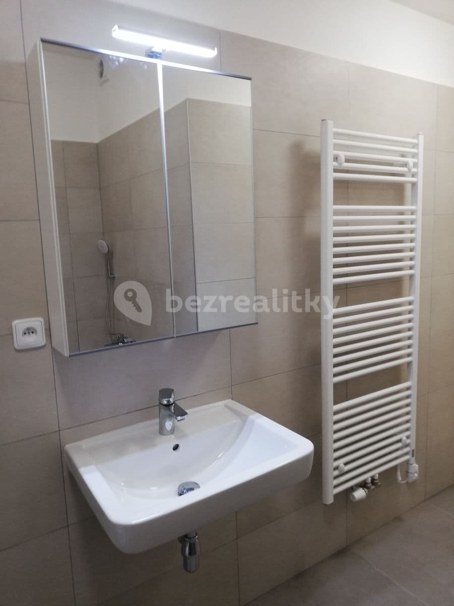 Pronájem bytu 2+kk 62 m², Na Náhonu, Beroun, Středočeský kraj Pronájem bytu 2+kk 62 m², Na Náhonu, Beroun, Středočeský kraj