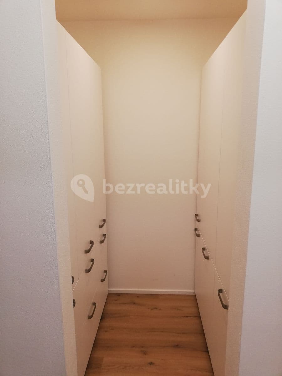 Pronájem bytu 2+kk 62 m², Na Náhonu, Beroun, Středočeský kraj Pronájem bytu 2+kk 62 m², Na Náhonu, Beroun, Středočeský kraj