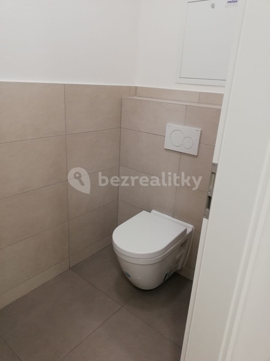 Pronájem bytu 2+kk 62 m², Na Náhonu, Beroun, Středočeský kraj Pronájem bytu 2+kk 62 m², Na Náhonu, Beroun, Středočeský kraj
