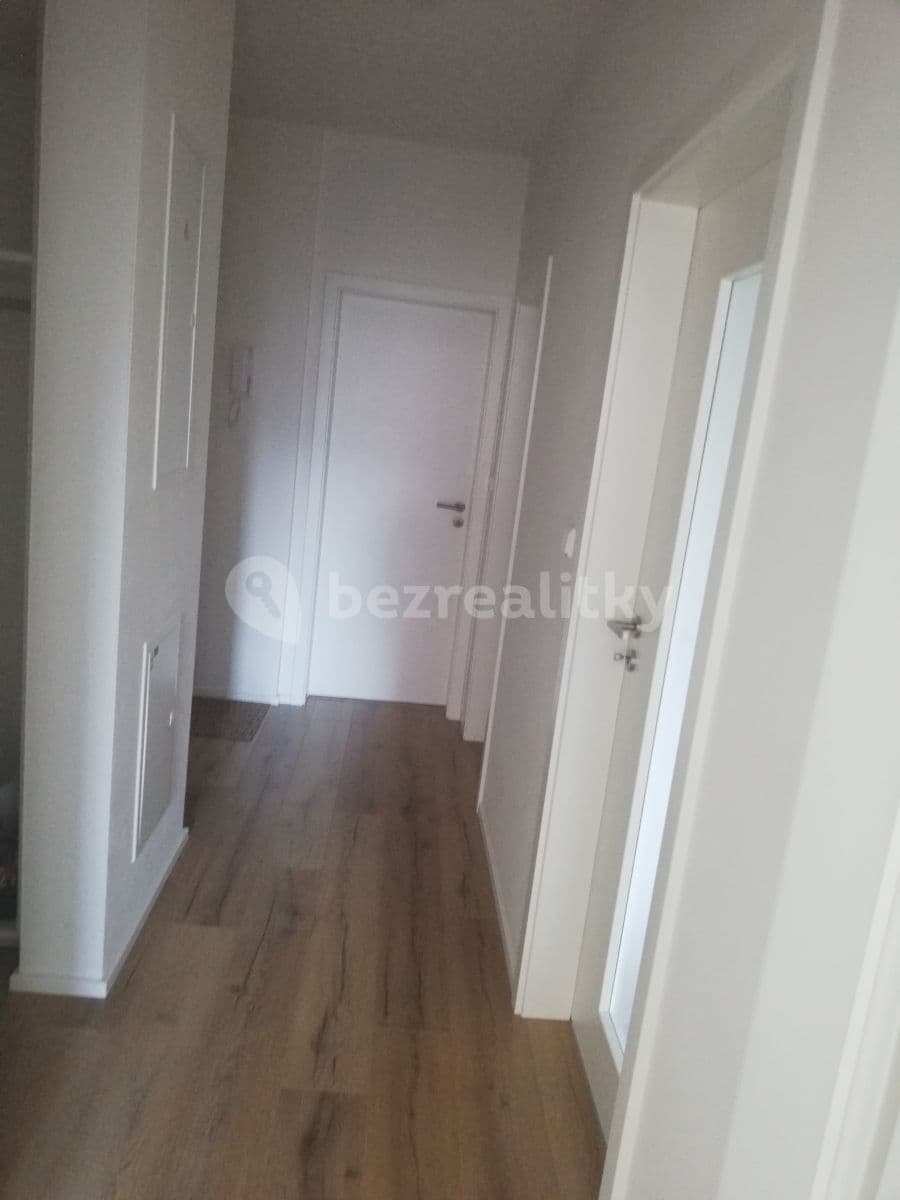 Pronájem bytu 2+kk 62 m², Na Náhonu, Beroun, Středočeský kraj Pronájem bytu 2+kk 62 m², Na Náhonu, Beroun, Středočeský kraj