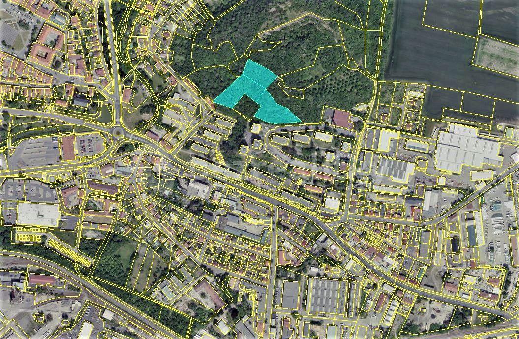 Prodej pozemku 2.497 m², Slaný, Středočeský kraj