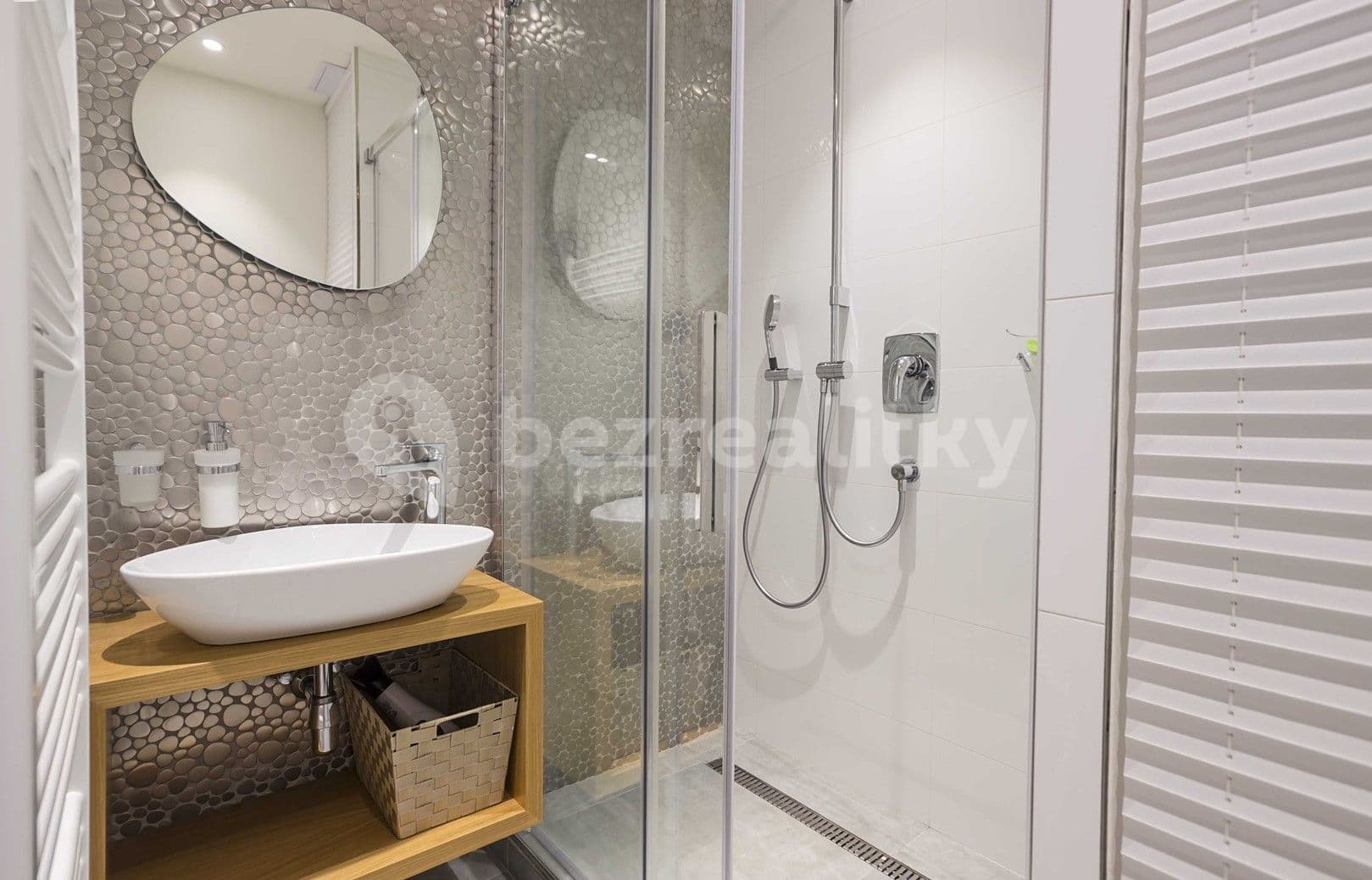 Pronájem bytu 2+kk 70 m², U Parního mlýna, Praha, Praha Pronájem bytu 2+kk 70 m², U Parního mlýna, Praha, Praha