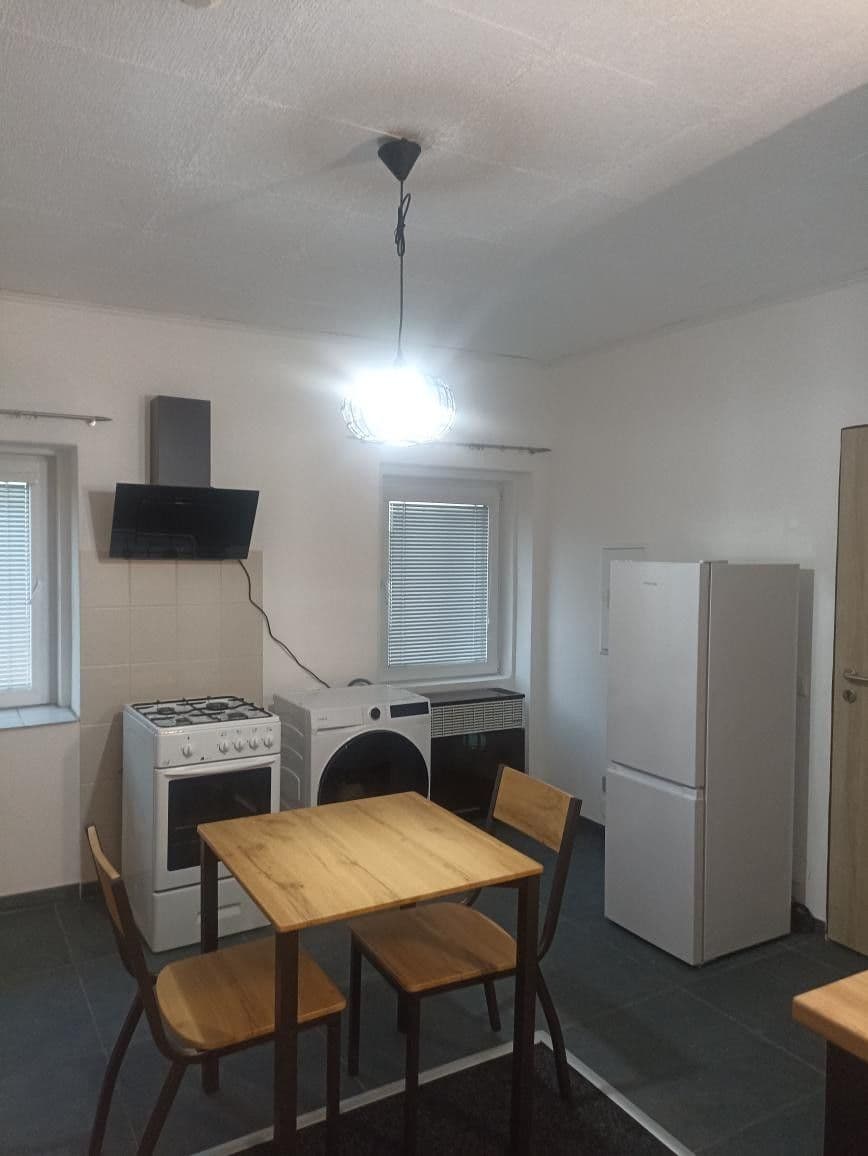 Pronájem bytu 1+kk 25 m², Záryby, Středočeský kraj Pronájem bytu 1+kk 25 m², Záryby, Středočeský kraj