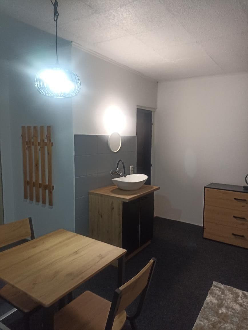 Pronájem bytu 1+kk 25 m², Záryby, Středočeský kraj Pronájem bytu 1+kk 25 m², Záryby, Středočeský kraj