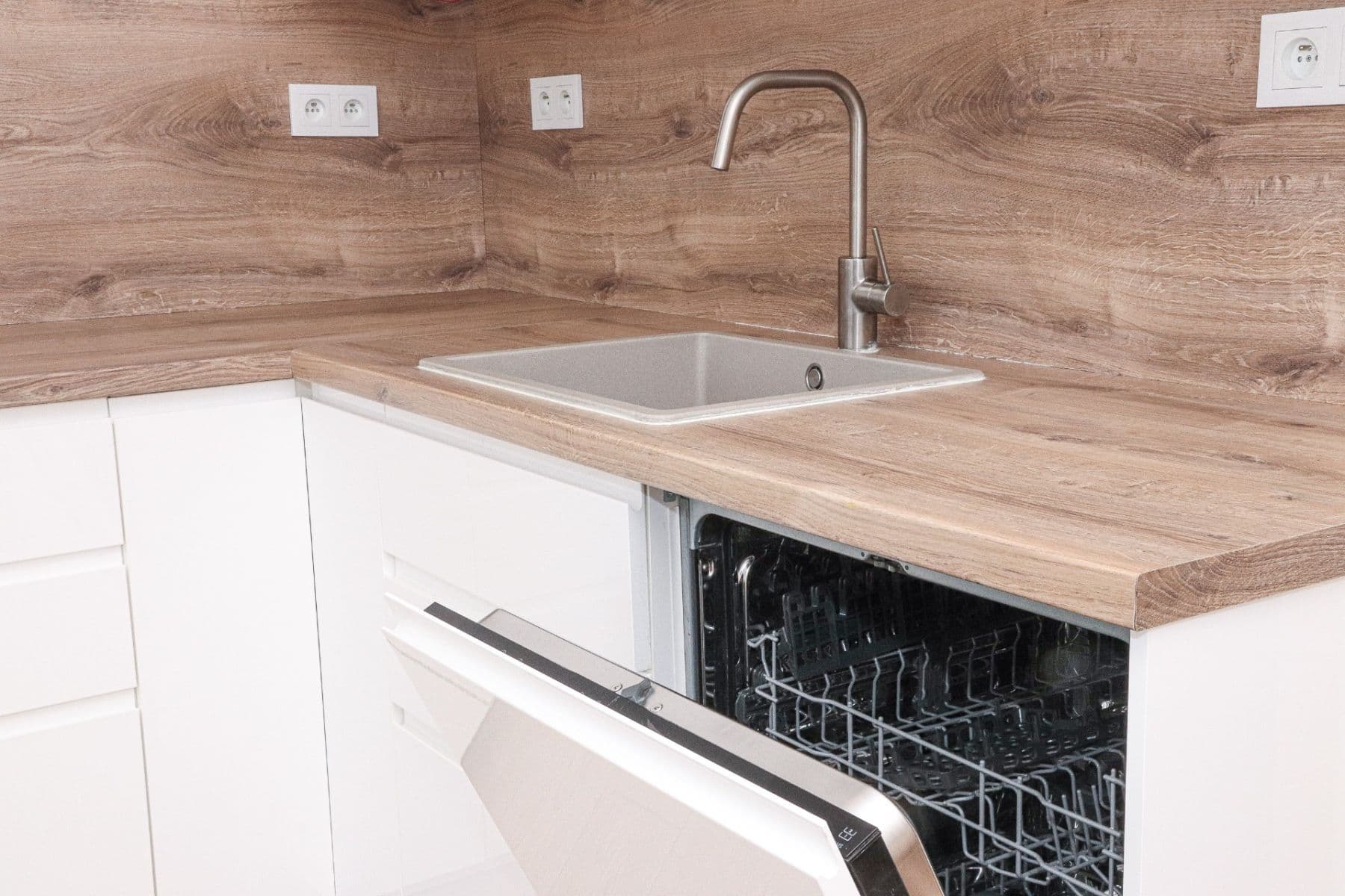 Pronájem bytu 1+kk 33 m², Františka Diviše, Praha, Praha Pronájem bytu 1+kk 33 m², Františka Diviše, Praha, Praha