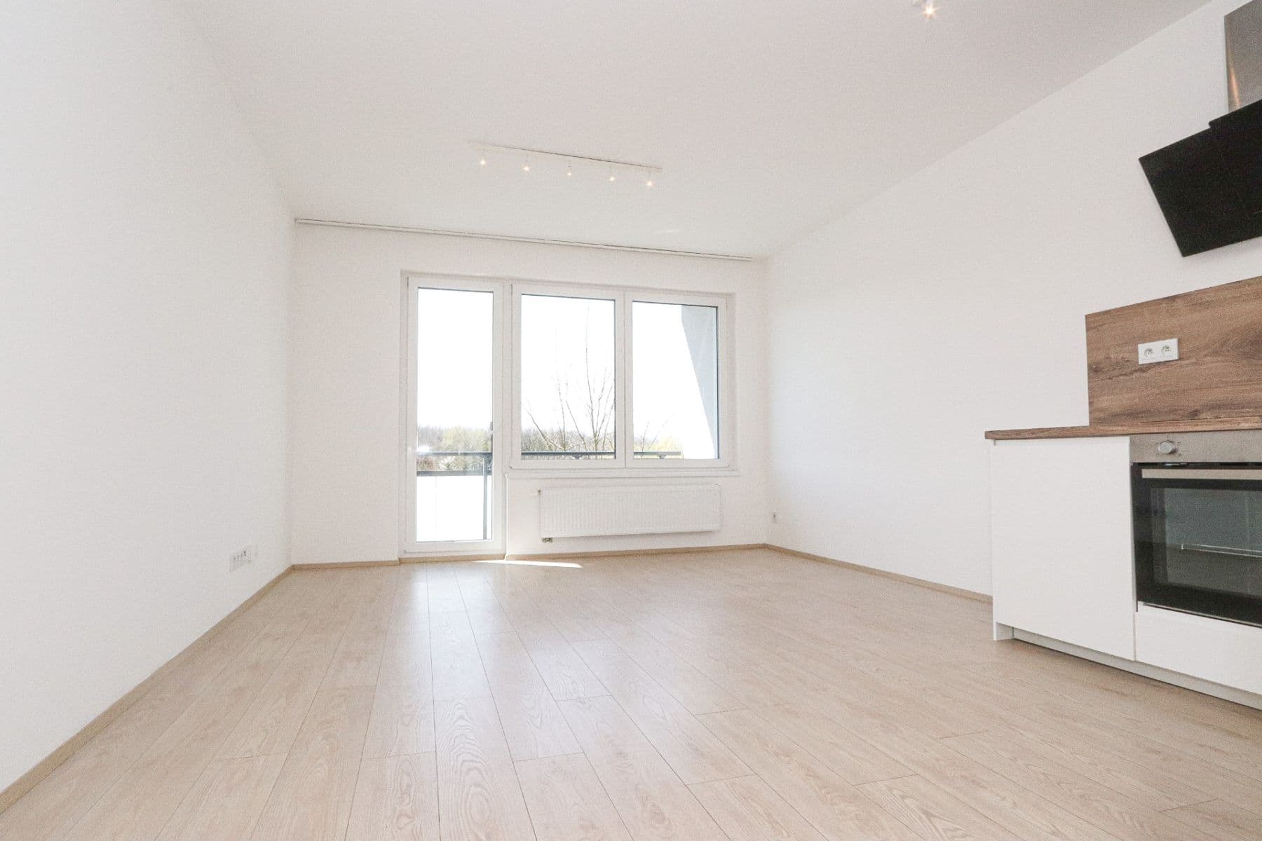 Pronájem bytu 1+kk 33 m², Františka Diviše, Praha, Praha Pronájem bytu 1+kk 33 m², Františka Diviše, Praha, Praha