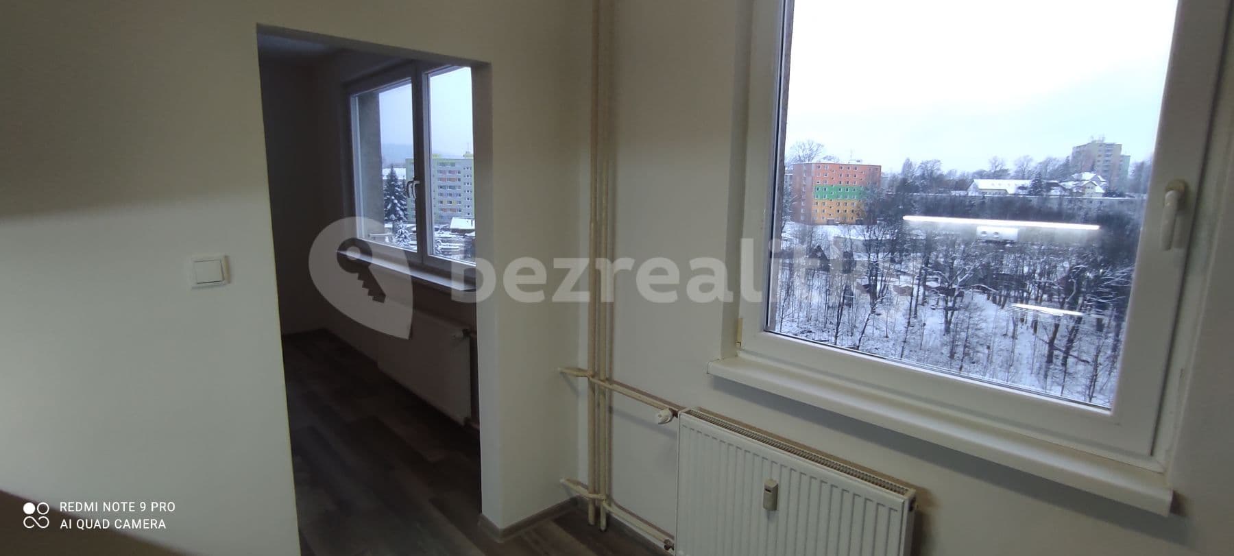 Pronájem bytu 1+1 40 m², Na Vršku, Jablonec nad Nisou, Liberecký kraj Pronájem bytu 1+1 40 m², Na Vršku, Jablonec nad Nisou, Liberecký kraj