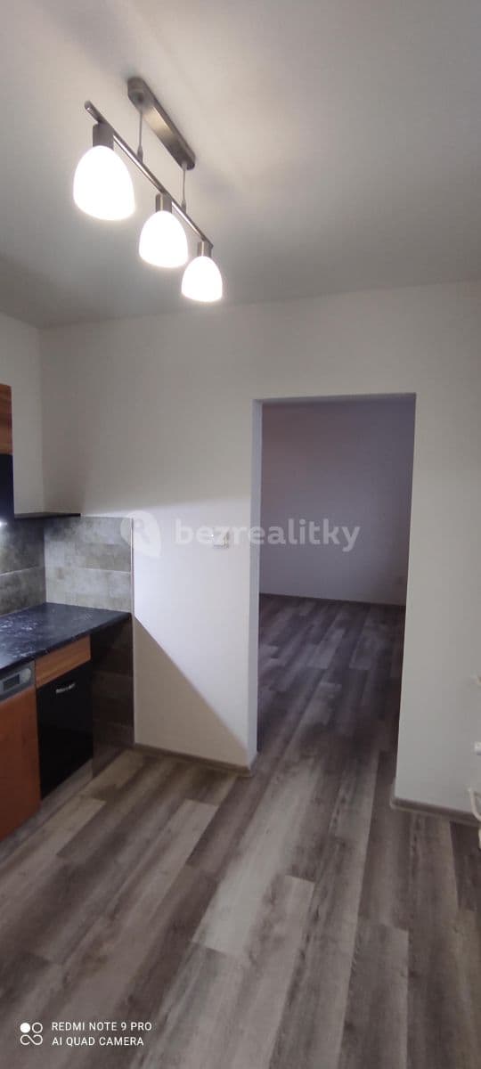 Pronájem bytu 1+1 40 m², Na Vršku, Jablonec nad Nisou, Liberecký kraj Pronájem bytu 1+1 40 m², Na Vršku, Jablonec nad Nisou, Liberecký kraj