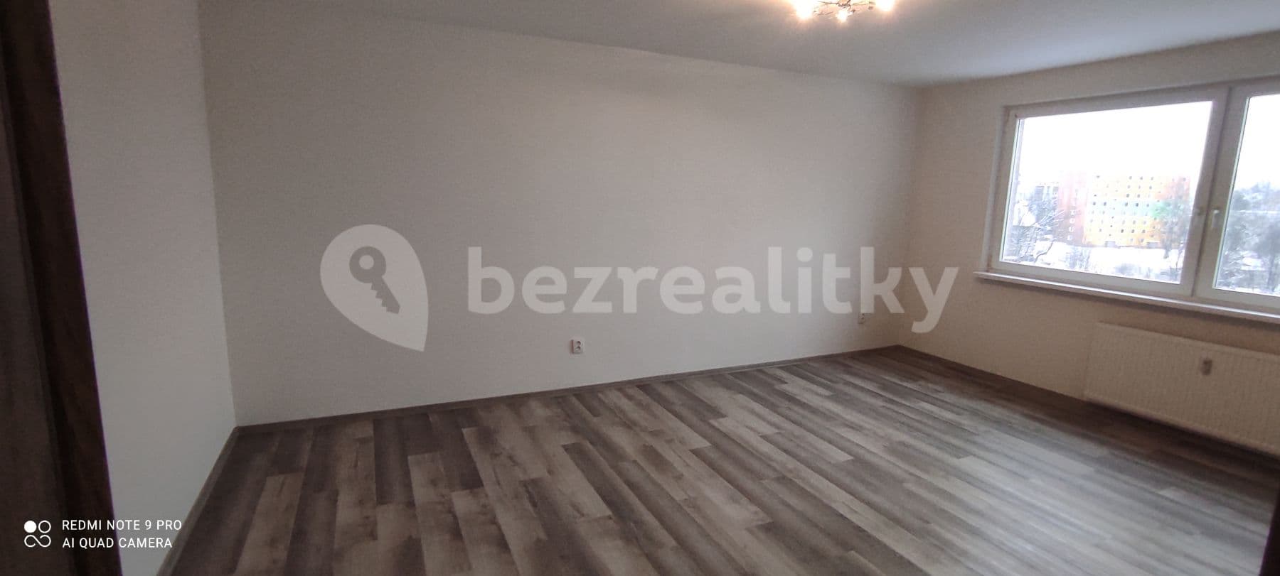 Pronájem bytu 1+1 40 m², Na Vršku, Jablonec nad Nisou, Liberecký kraj Pronájem bytu 1+1 40 m², Na Vršku, Jablonec nad Nisou, Liberecký kraj