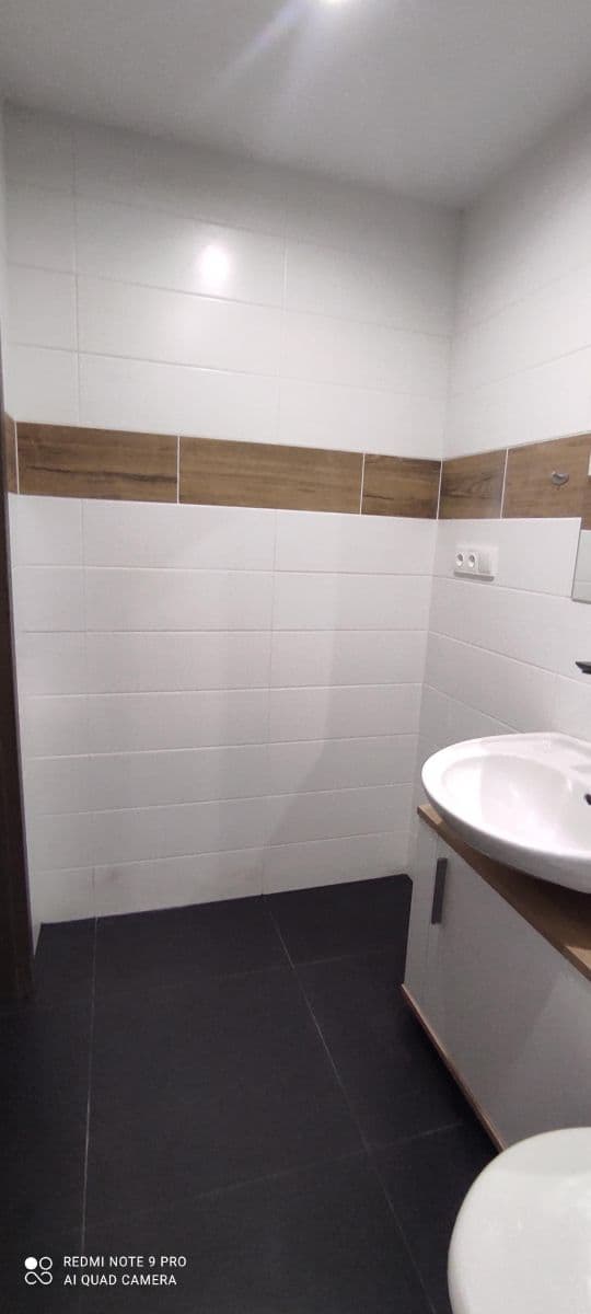 Pronájem bytu 1+1 40 m², Na Vršku, Jablonec nad Nisou, Liberecký kraj Pronájem bytu 1+1 40 m², Na Vršku, Jablonec nad Nisou, Liberecký kraj