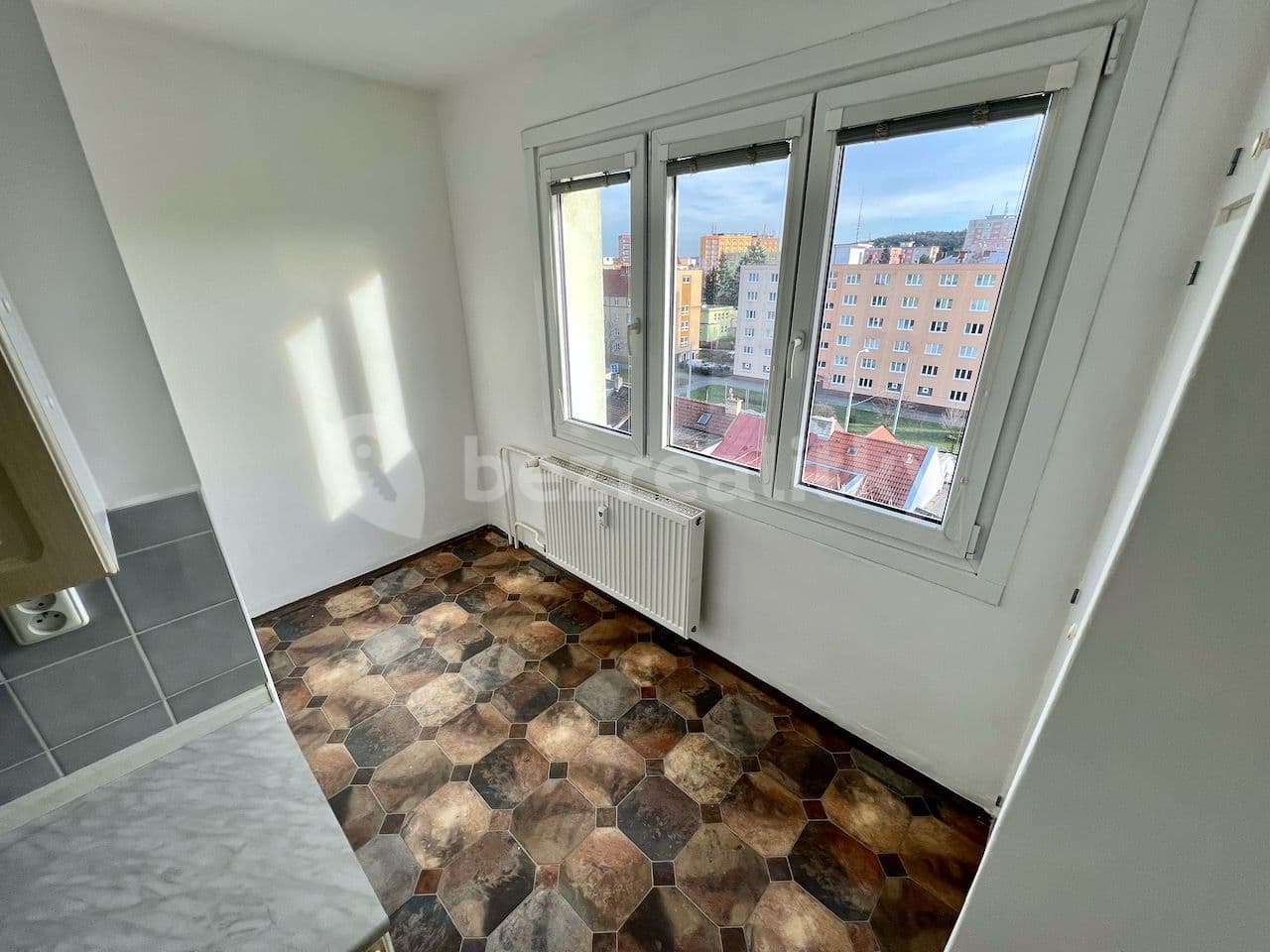 Pronájem bytu 2+1 61 m², Partyzánská, Plzeň, Plzeňský kraj Pronájem bytu 2+1 61 m², Partyzánská, Plzeň, Plzeňský kraj