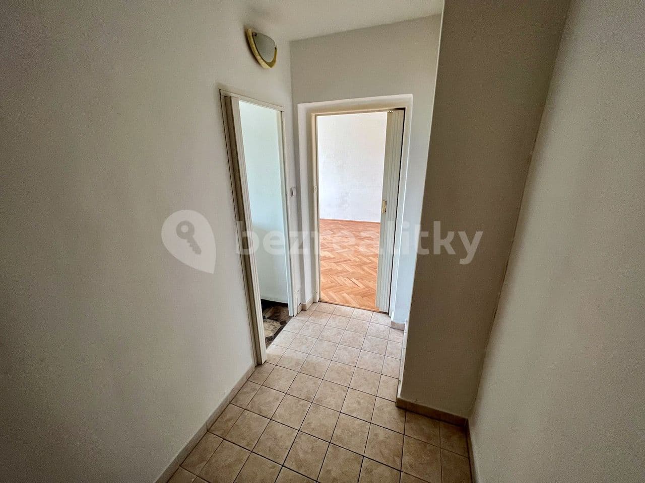 Pronájem bytu 2+1 61 m², Partyzánská, Plzeň, Plzeňský kraj Pronájem bytu 2+1 61 m², Partyzánská, Plzeň, Plzeňský kraj