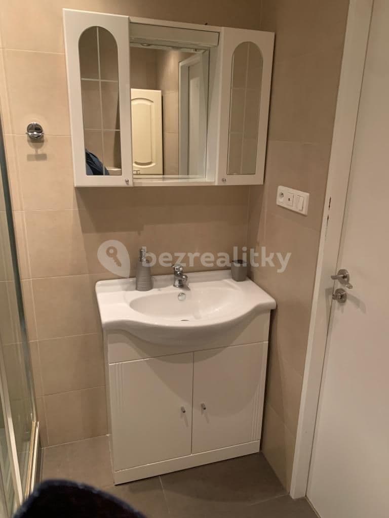 Pronájem bytu 2+kk 43 m², Modrá, Praha, Praha Pronájem bytu 2+kk 43 m², Modrá, Praha, Praha